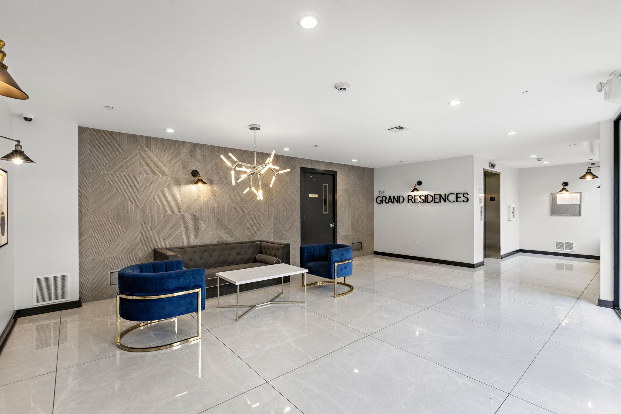 115 GRAND ST Unit: 405