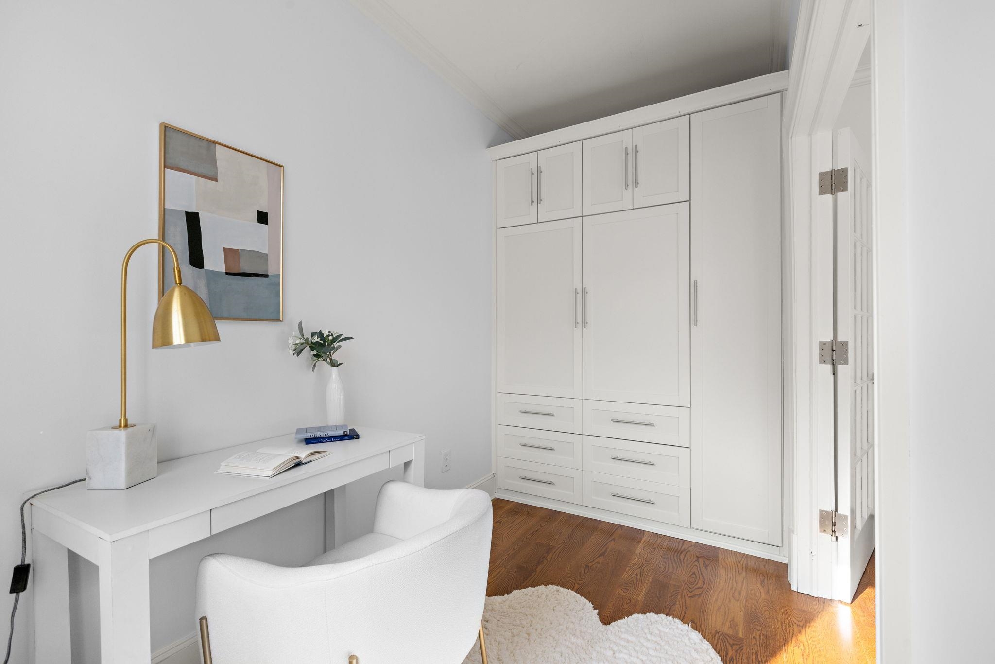 812 BLOOMFIELD ST Unit: 4