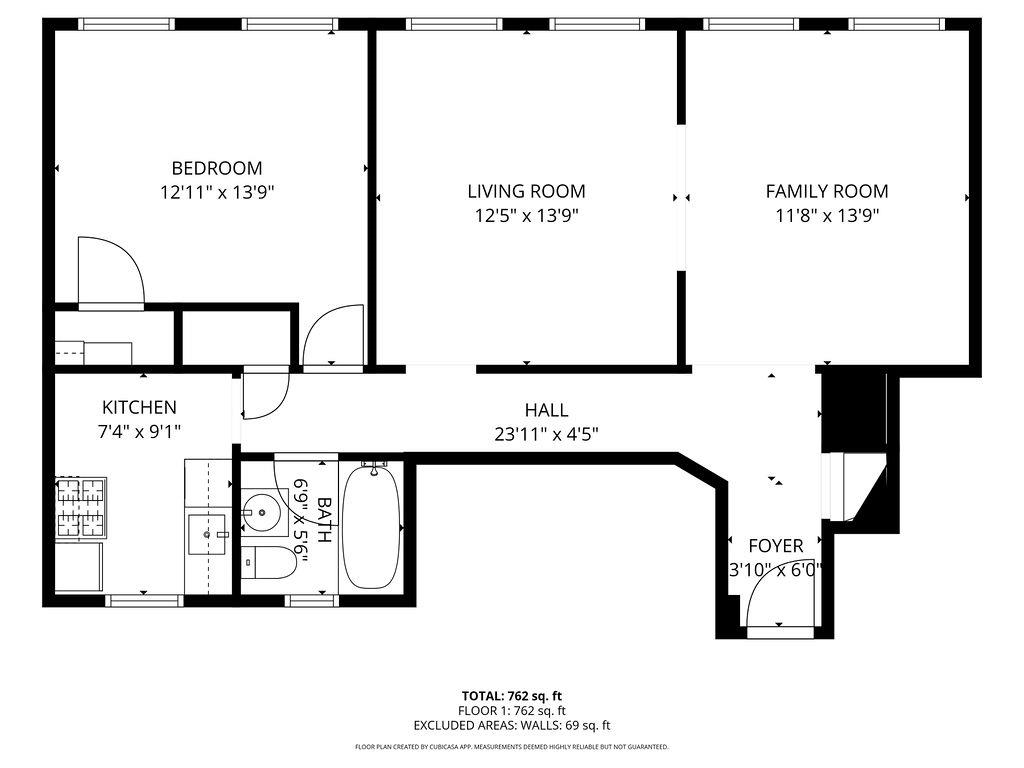 920 HUDSON ST Unit: 1D