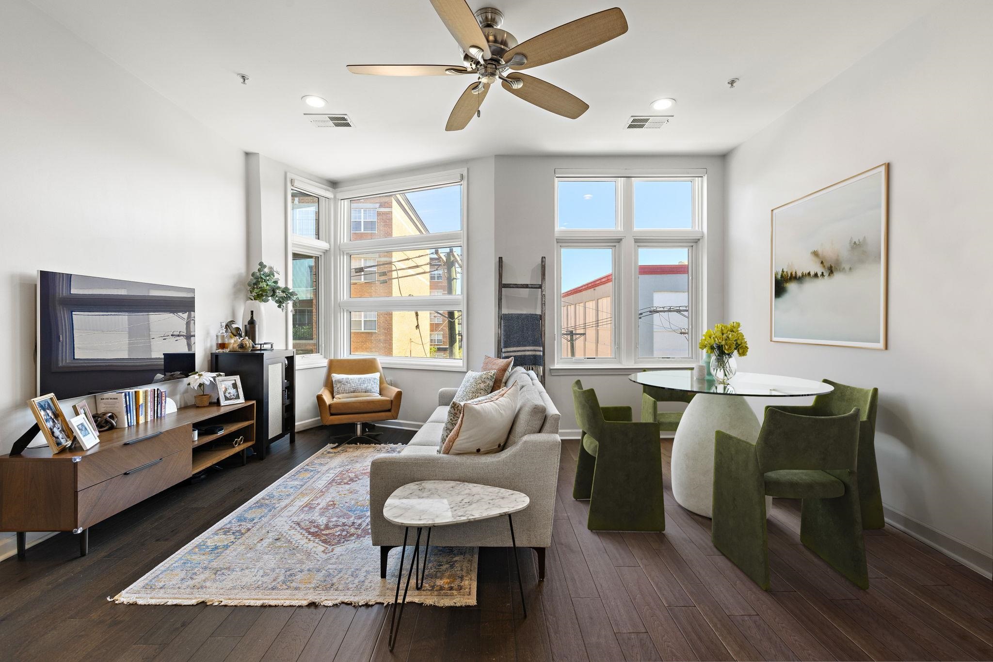 1100 ADAMS ST Unit: 405