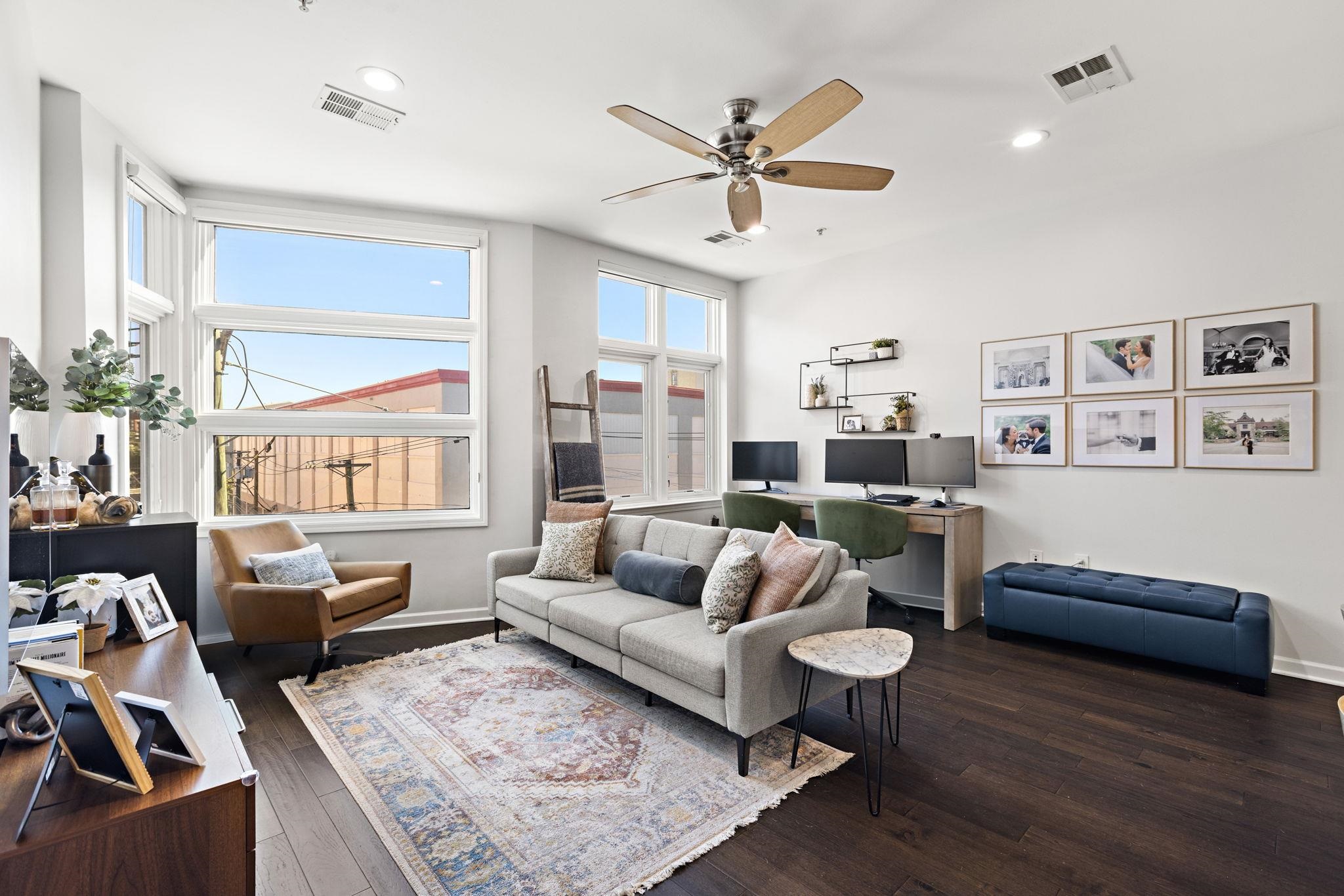 1100 ADAMS ST Unit: 405