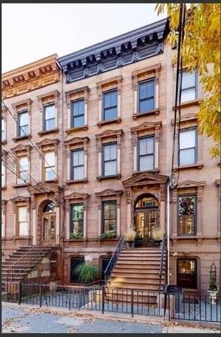 910 HUDSON ST Unit: 3