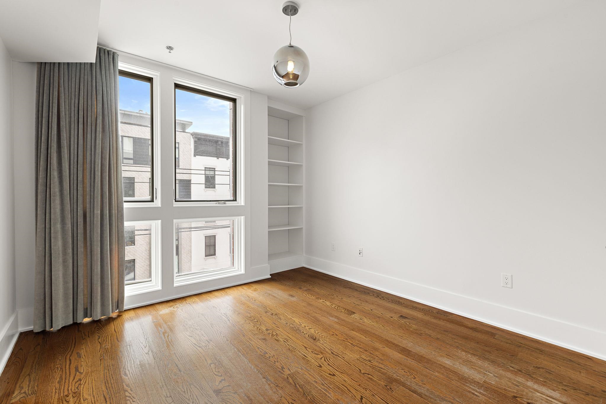 89 JEFFERSON ST Unit: 4B