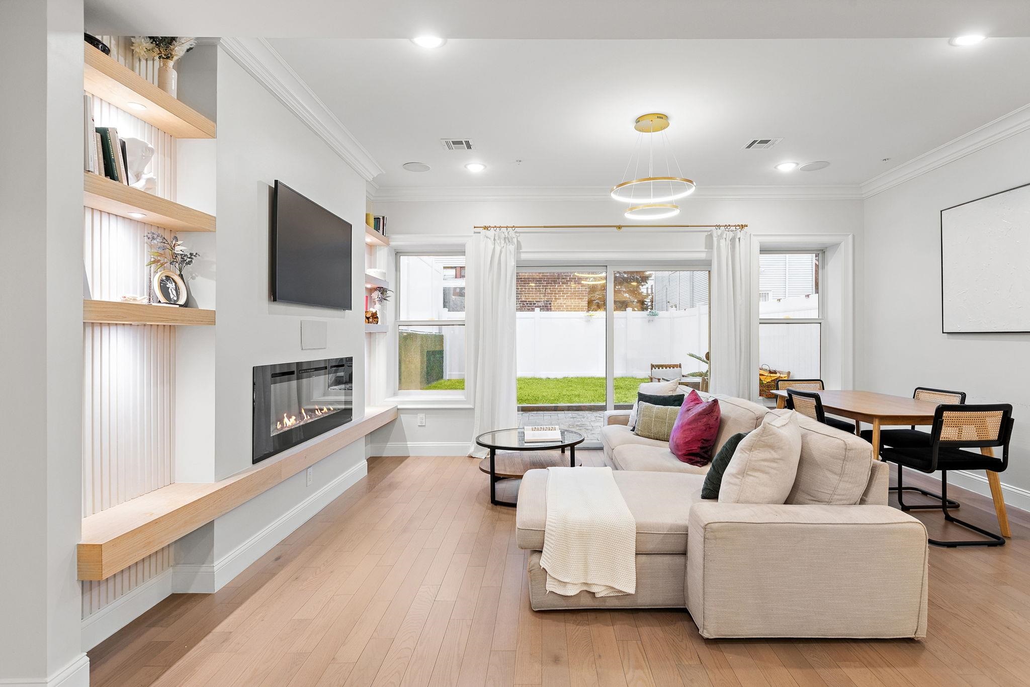 414 NEW YORK AVE Unit: A