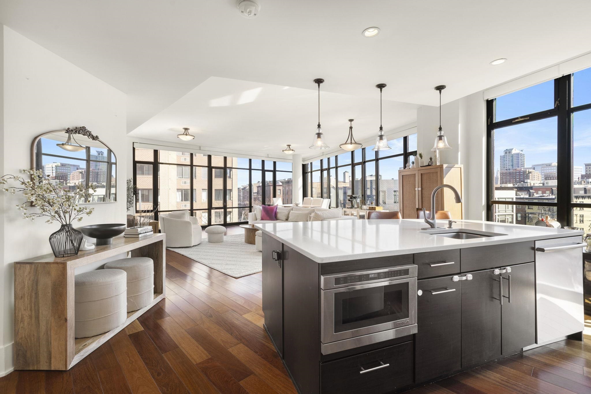 84 WILLOW AVE Unit: 5A