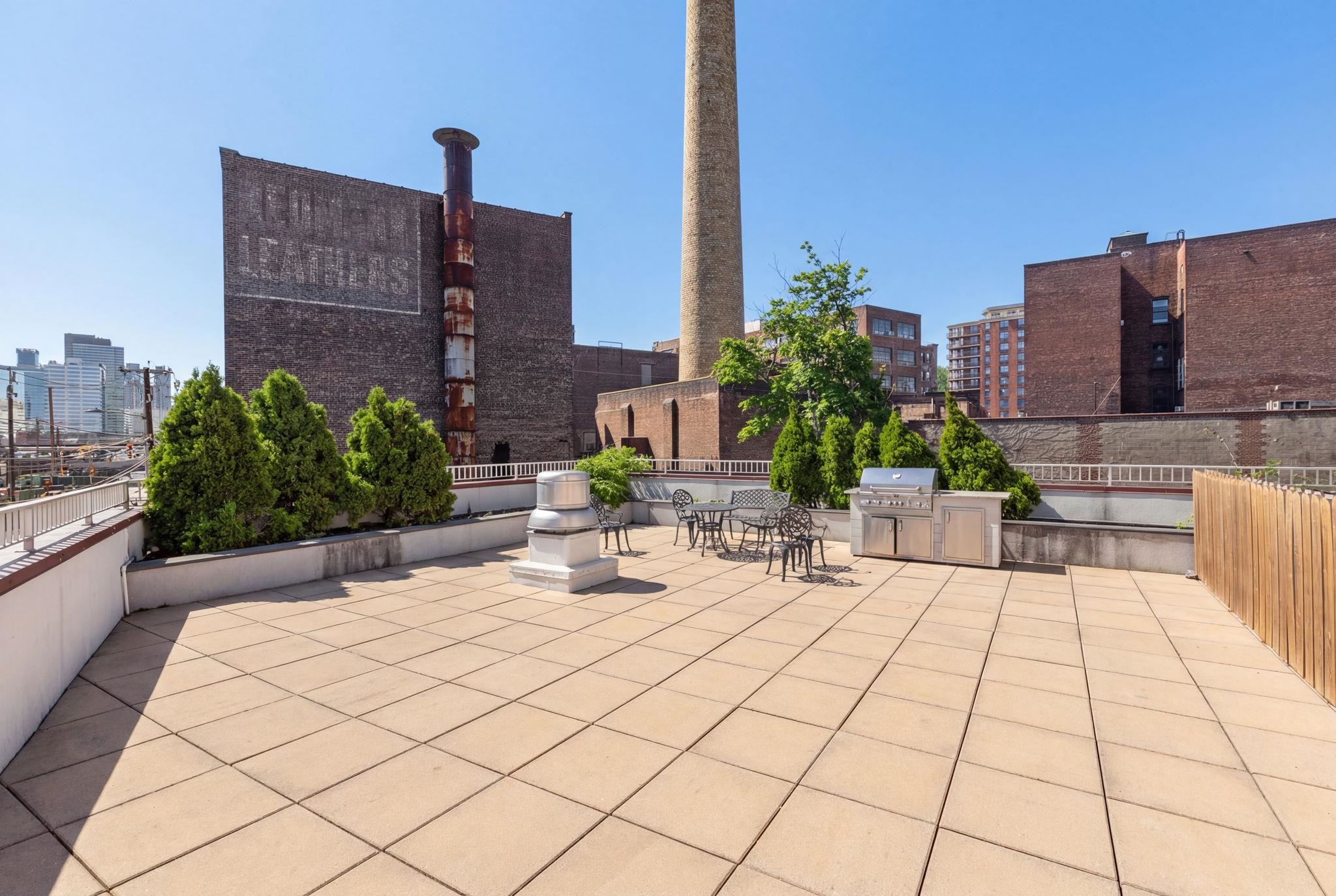 84 WILLOW AVE Unit: 5A