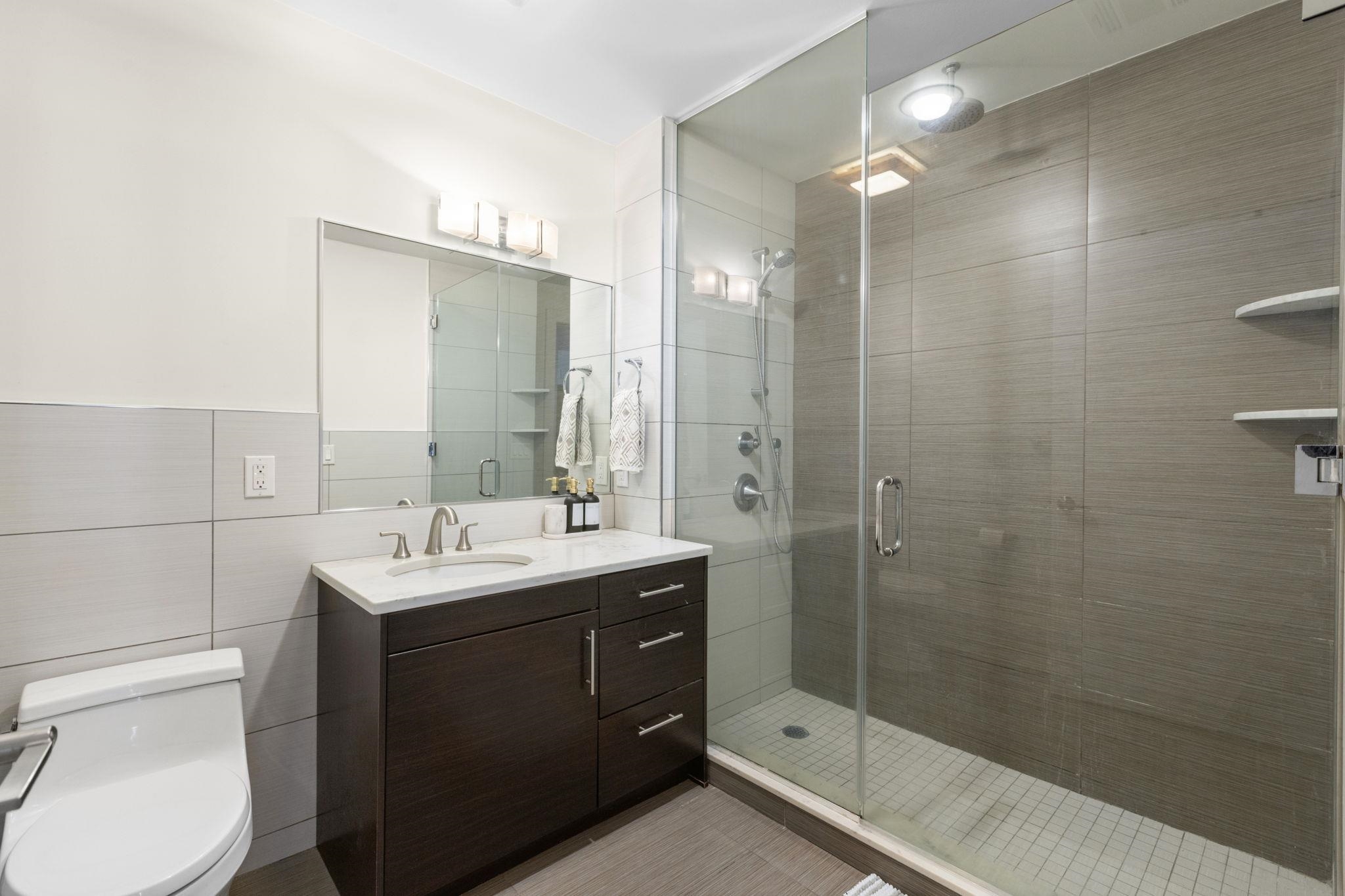 84 WILLOW AVE Unit: 5A