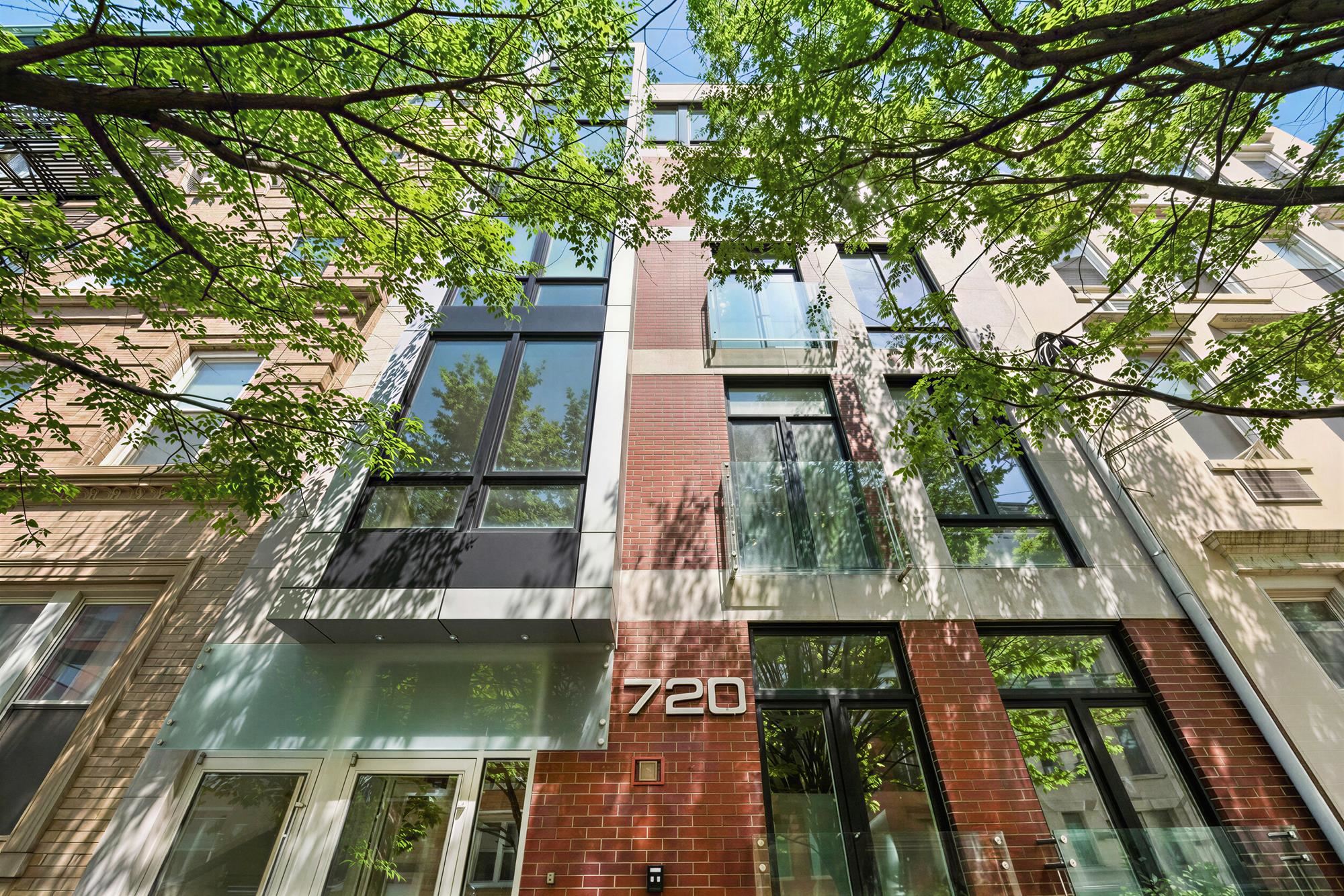720 WILLOW AVE Unit: 3