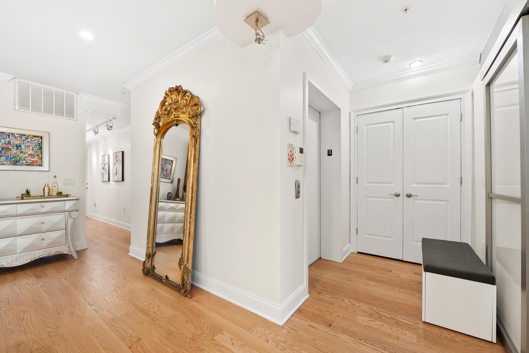 720 WILLOW AVE Unit: 3