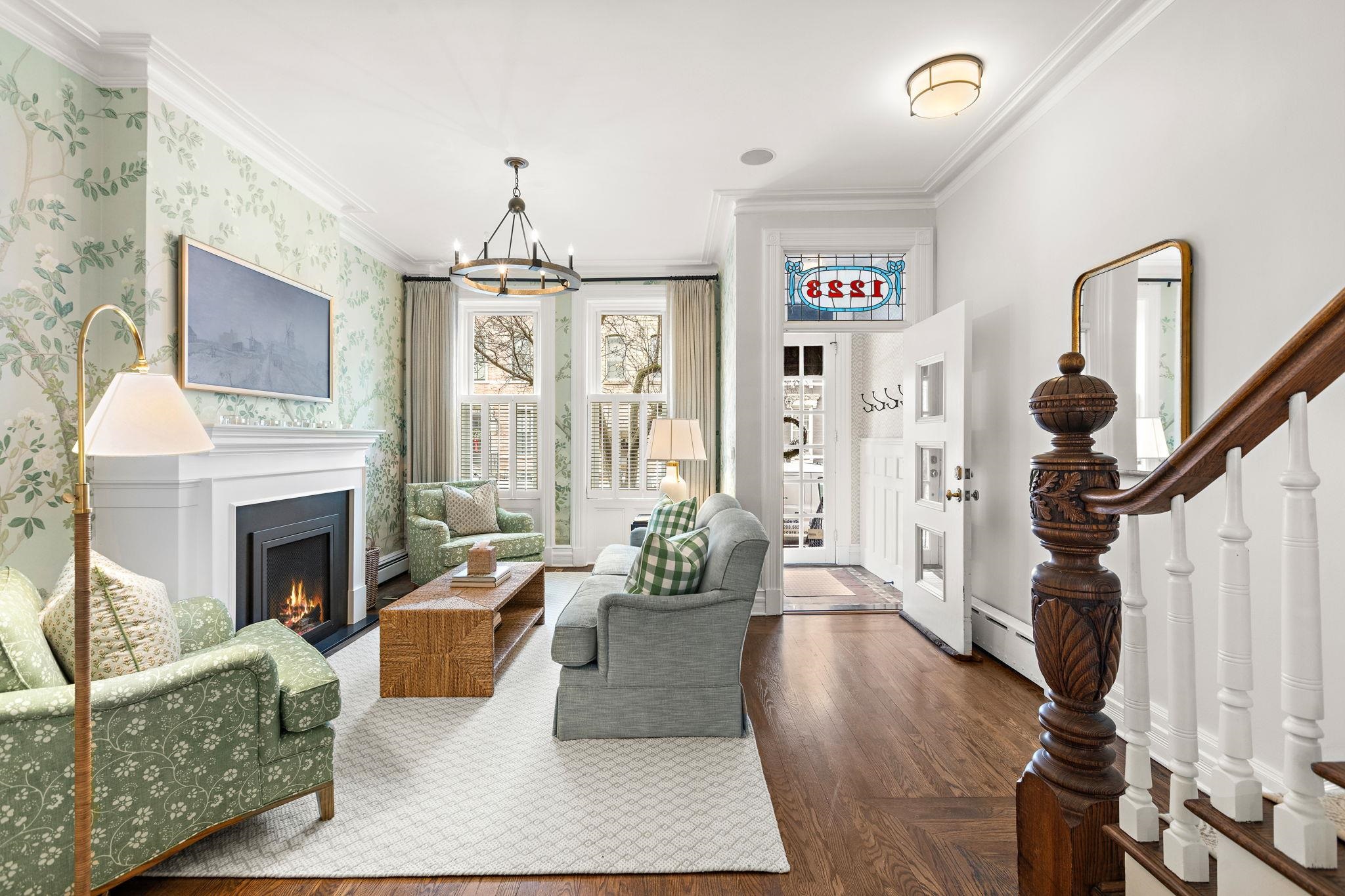 1223 PARK AVE