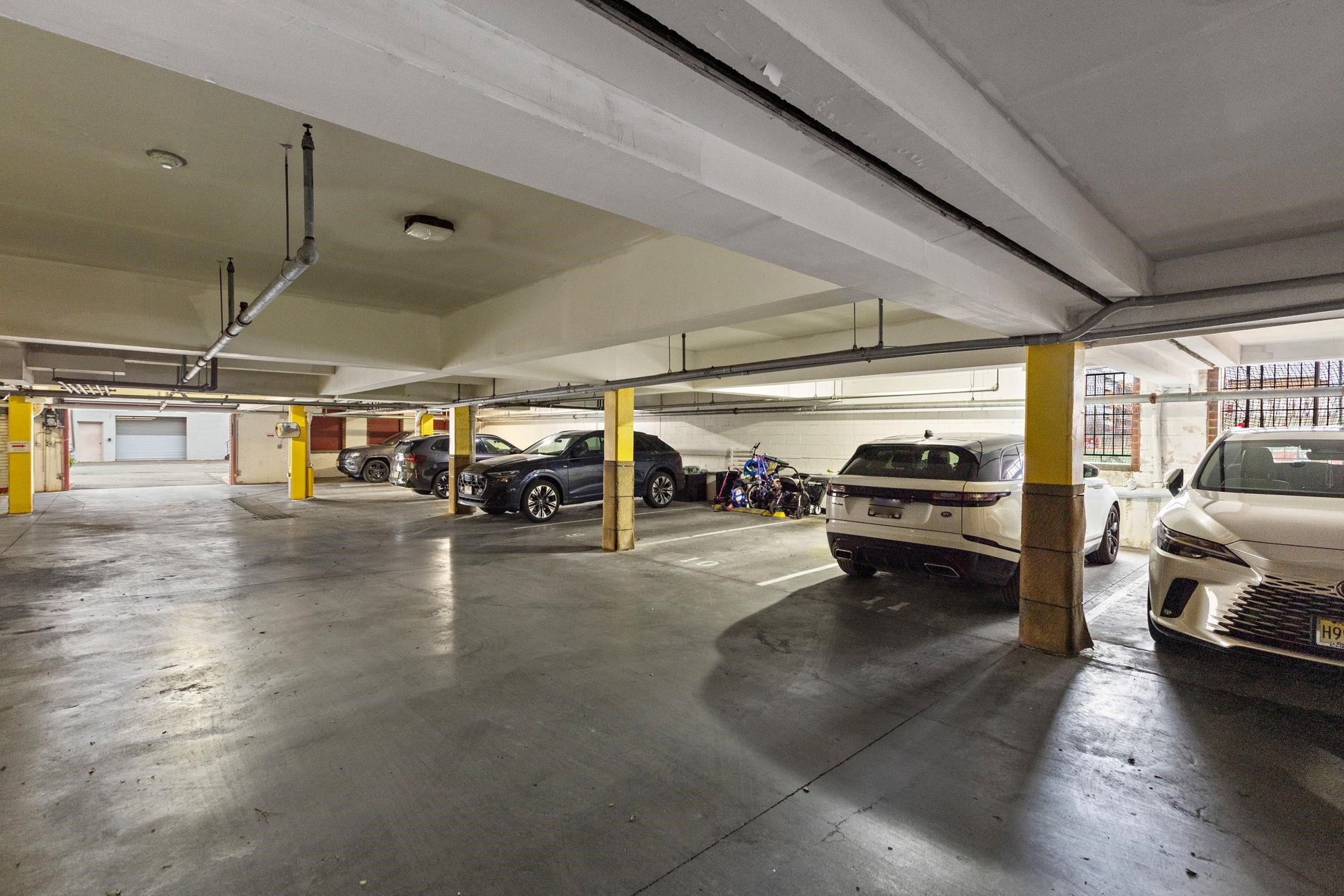 402 9TH ST Unit: E6B