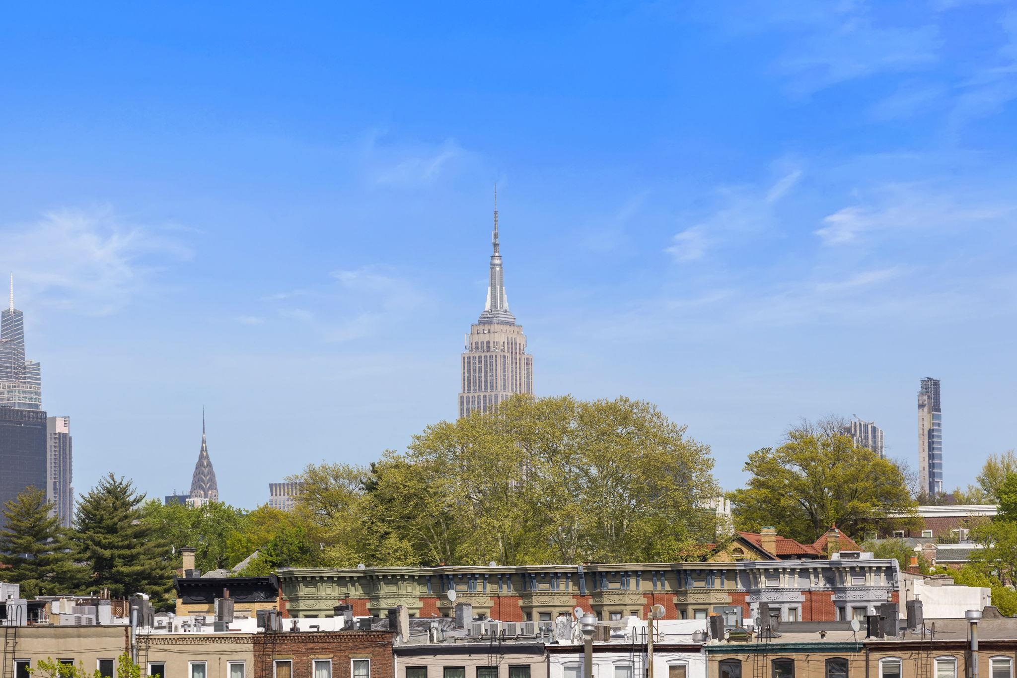 744 PARK AVE Unit: 5L
