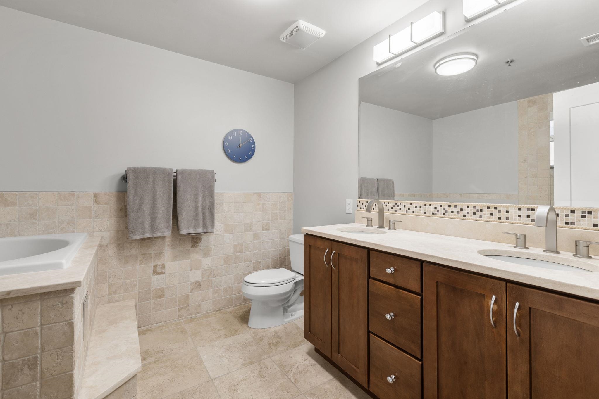 78 JACKSON ST Unit: 3D