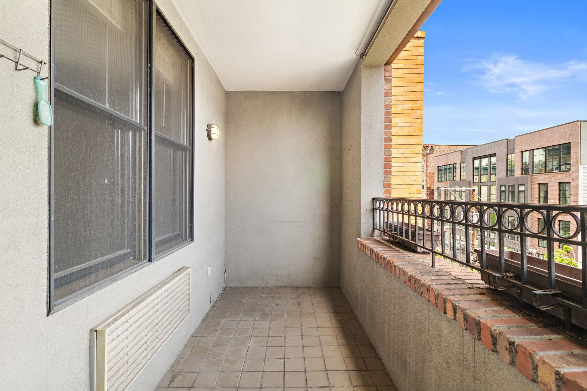 518 MONROE ST Unit: 4A