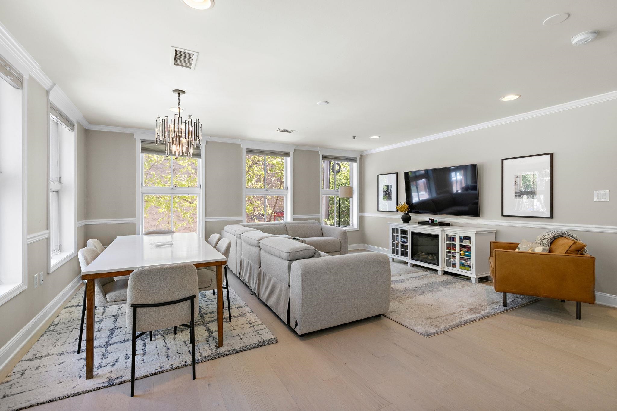 812 GRAND ST Unit: 210
