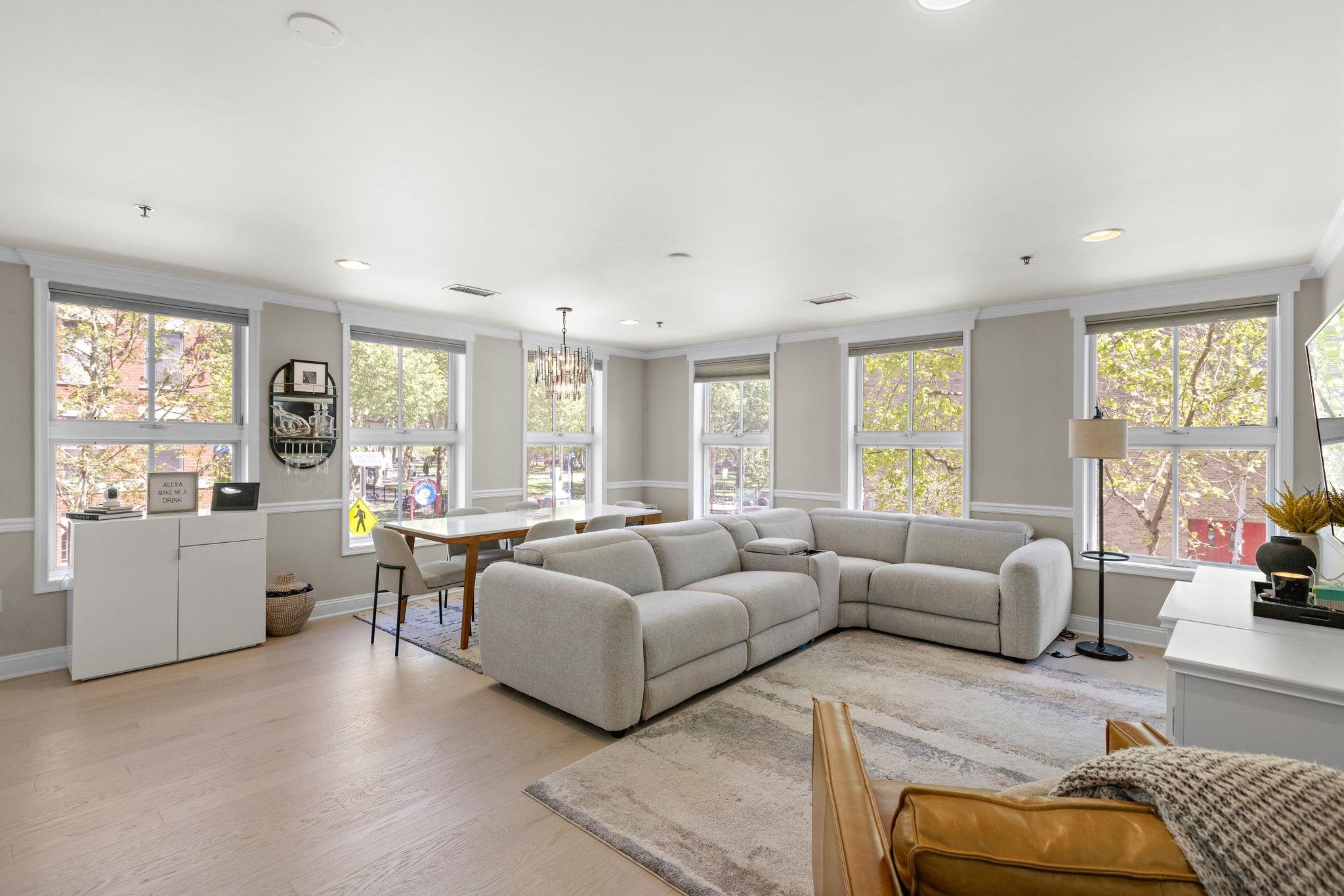 812 GRAND ST Unit: 210