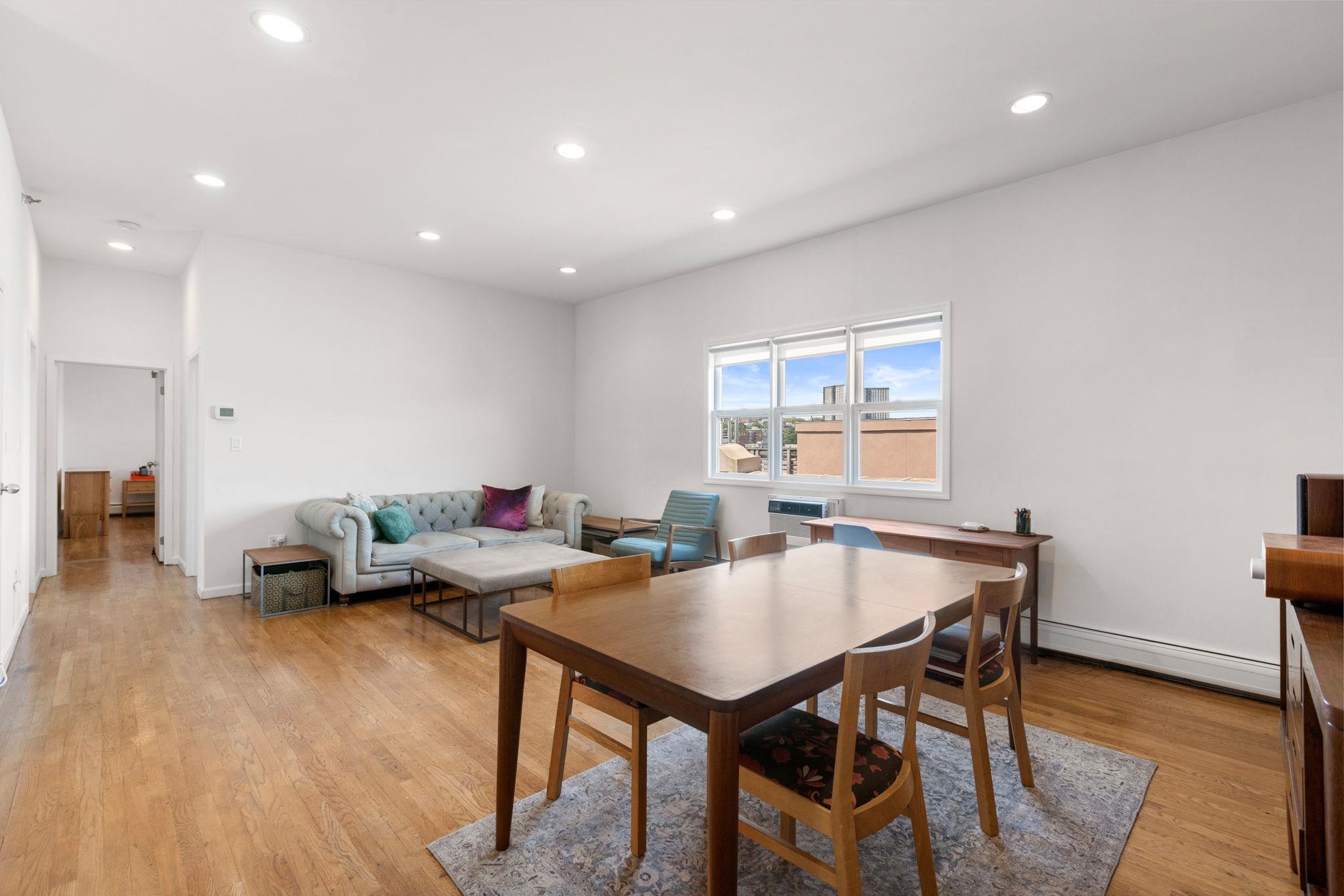 501 ADAMS ST Unit: 5I