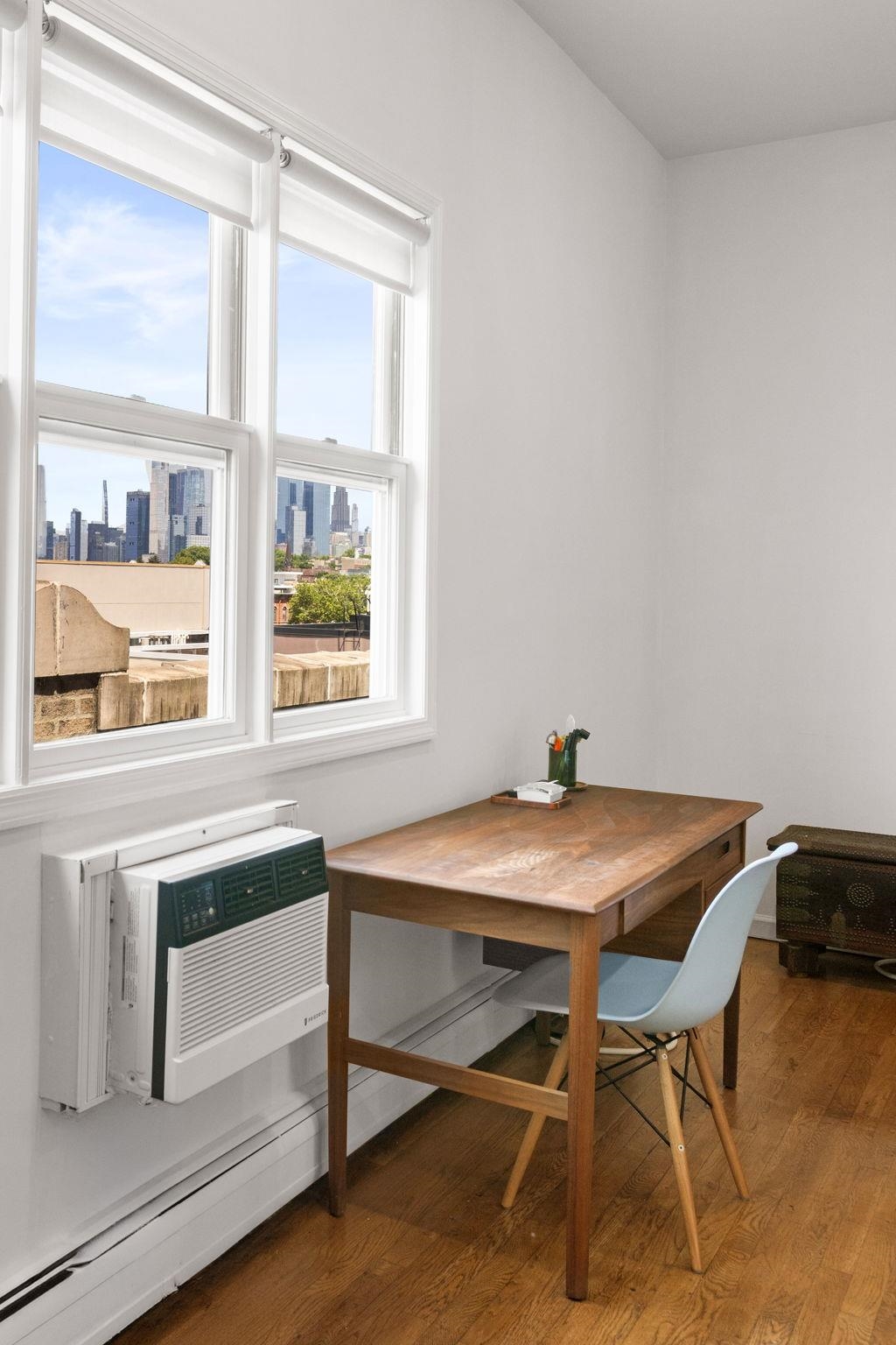 501 ADAMS ST Unit: 5I