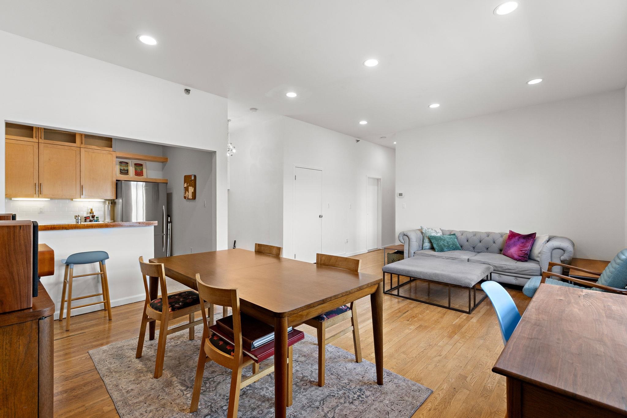 501 ADAMS ST Unit: 5I