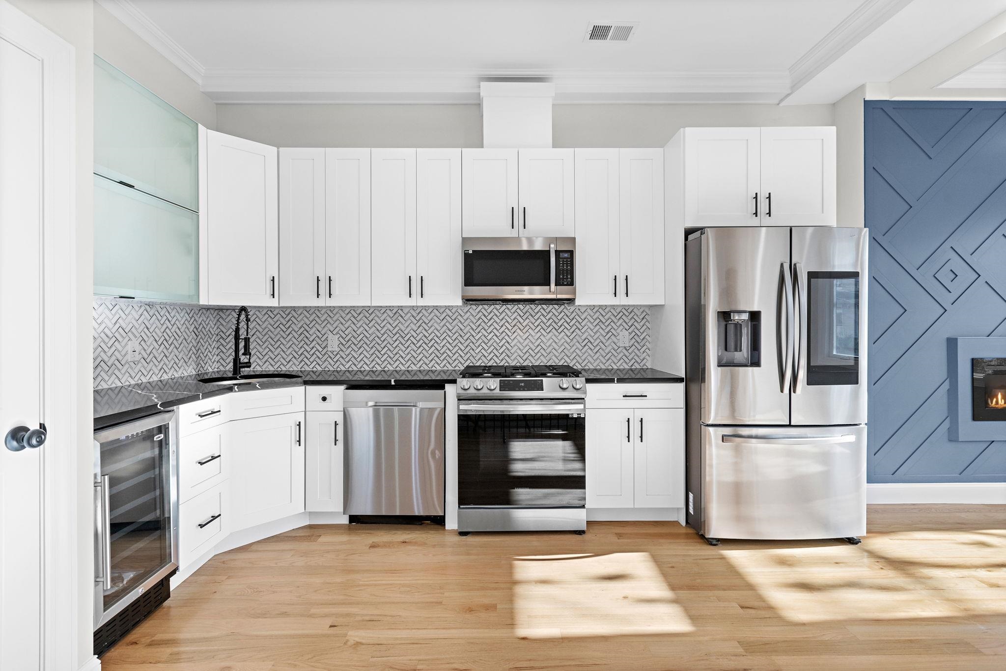 126 NORTH ST Unit: 2