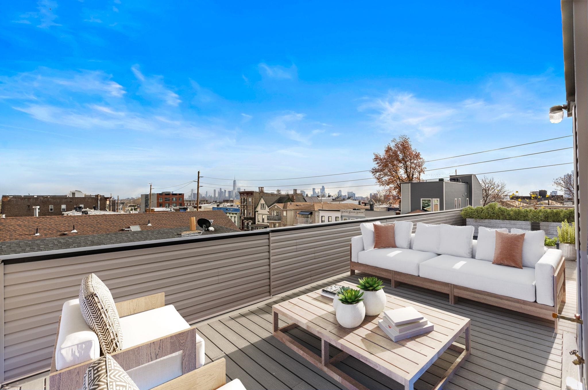 126 NORTH ST Unit: 2