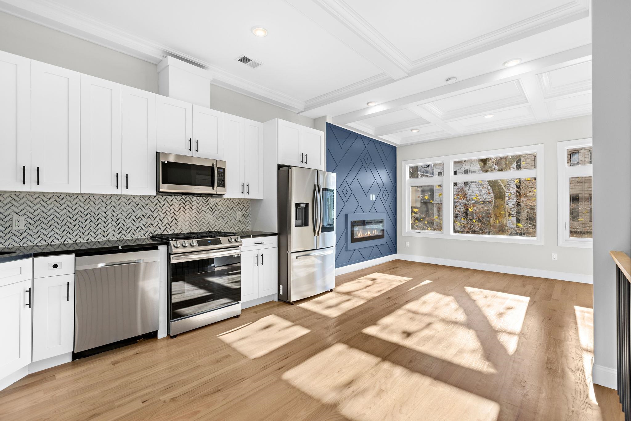 126 NORTH ST Unit: 2