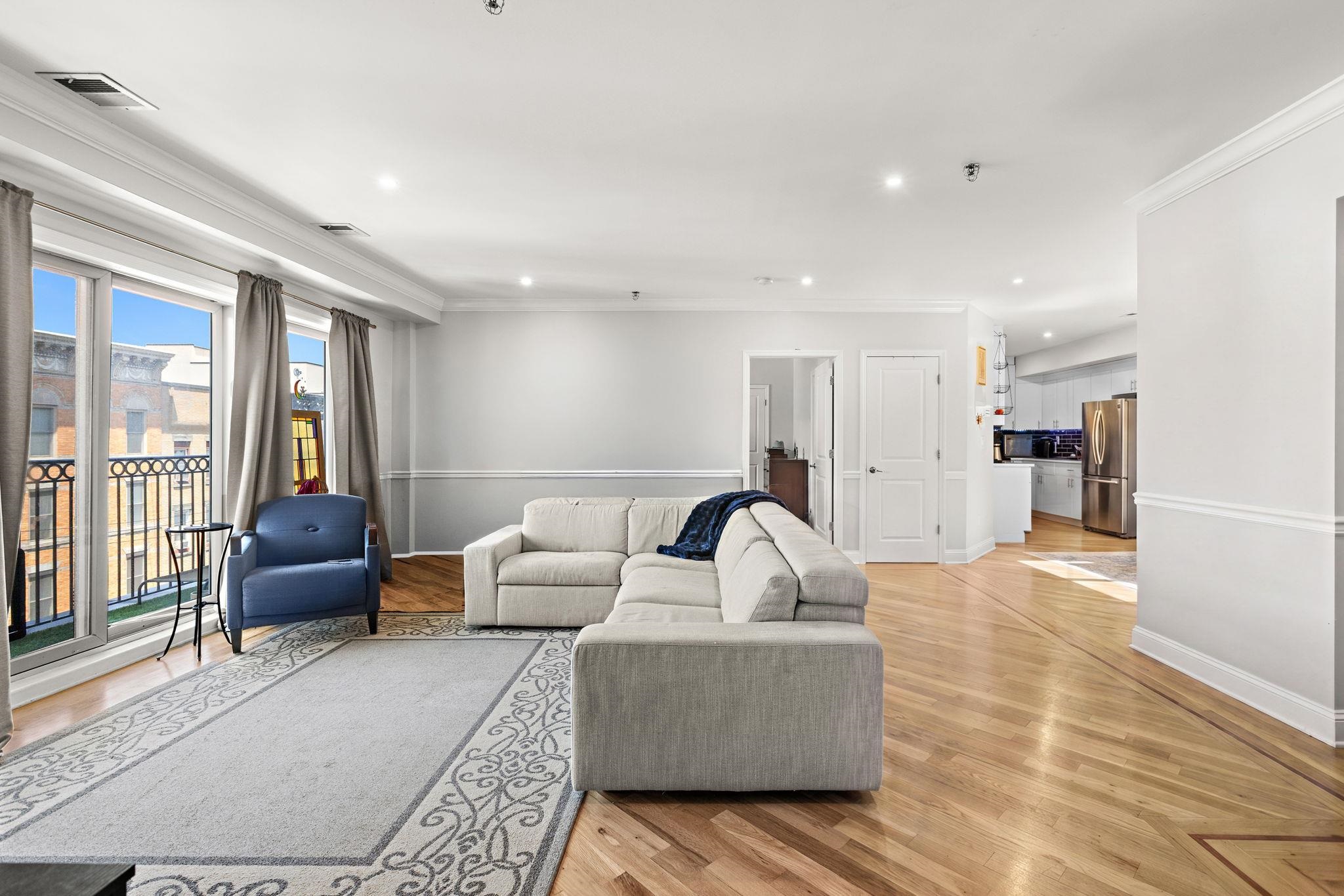 407 MONROE ST Unit: 5A