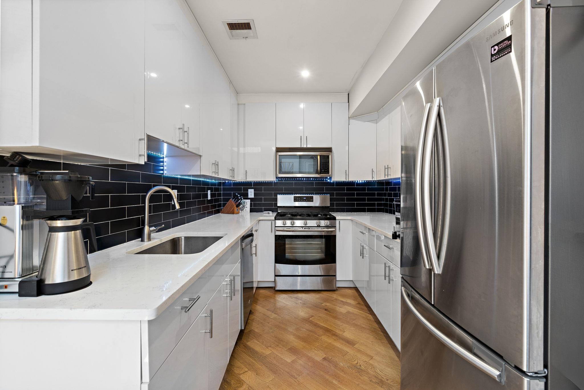 407 MONROE ST Unit: 5A