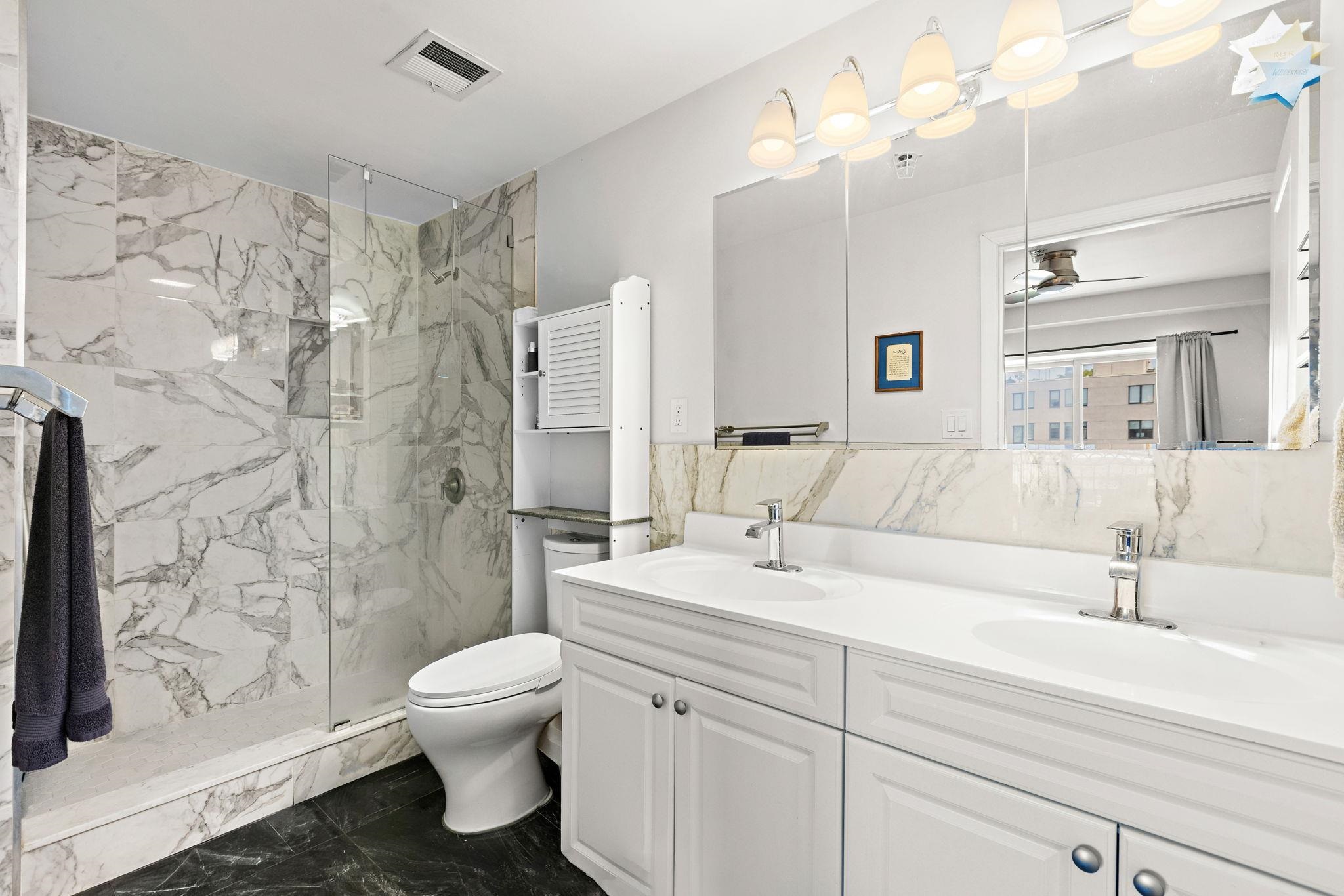 407 MONROE ST Unit: 5A