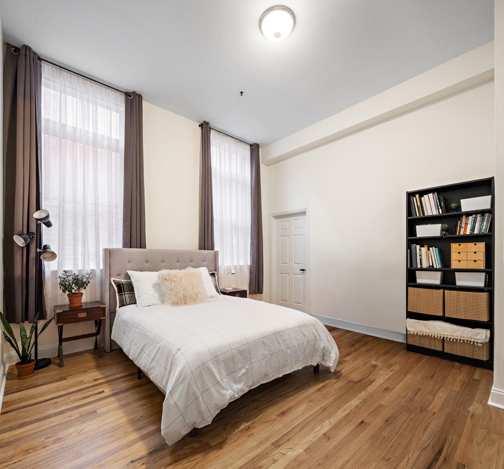 1023 CLINTON ST Unit: 2A