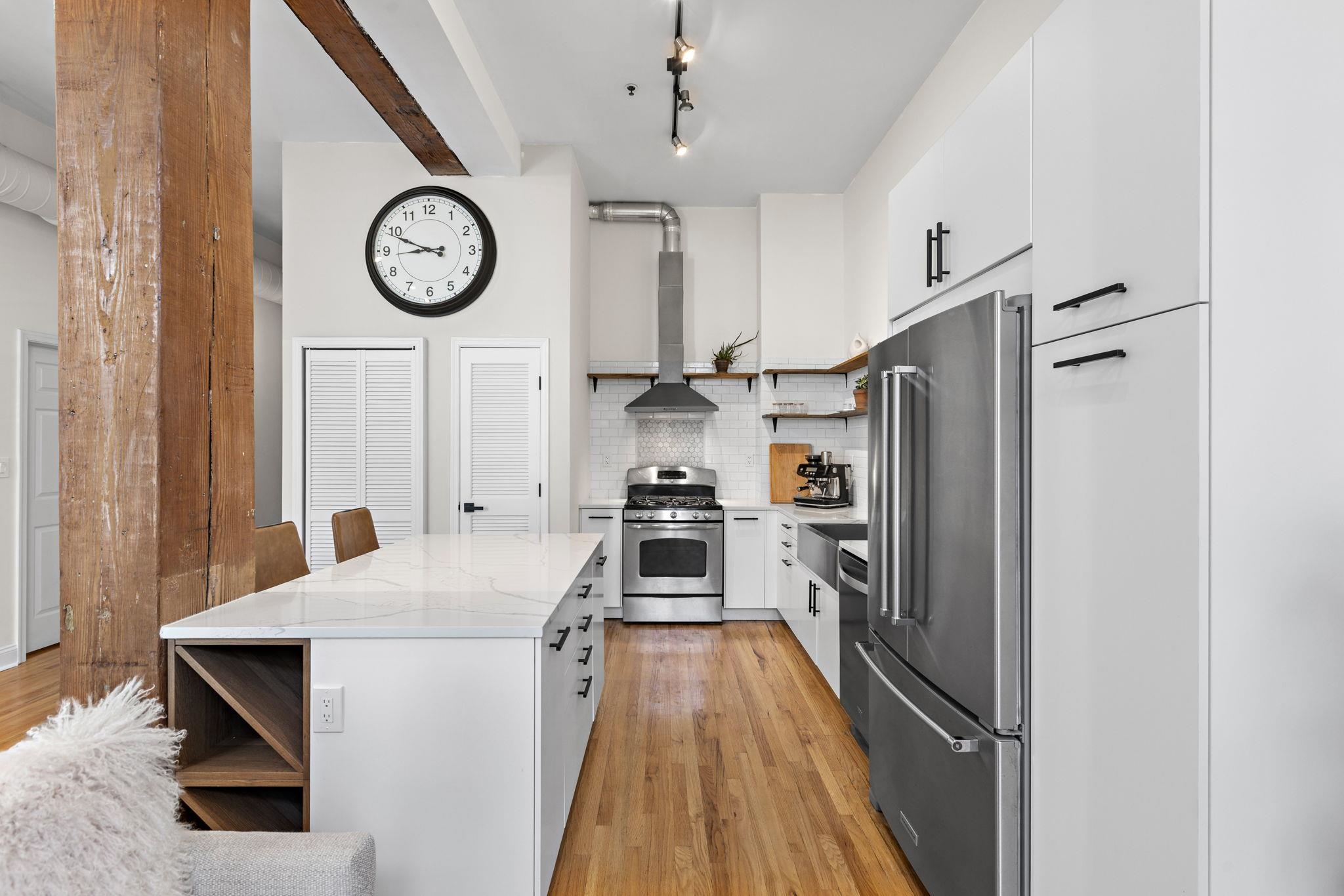 1023 CLINTON ST Unit: 2A