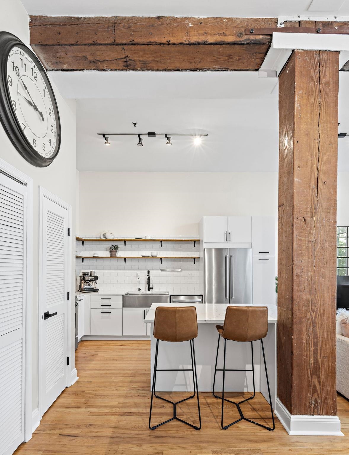 1023 CLINTON ST Unit: 2A