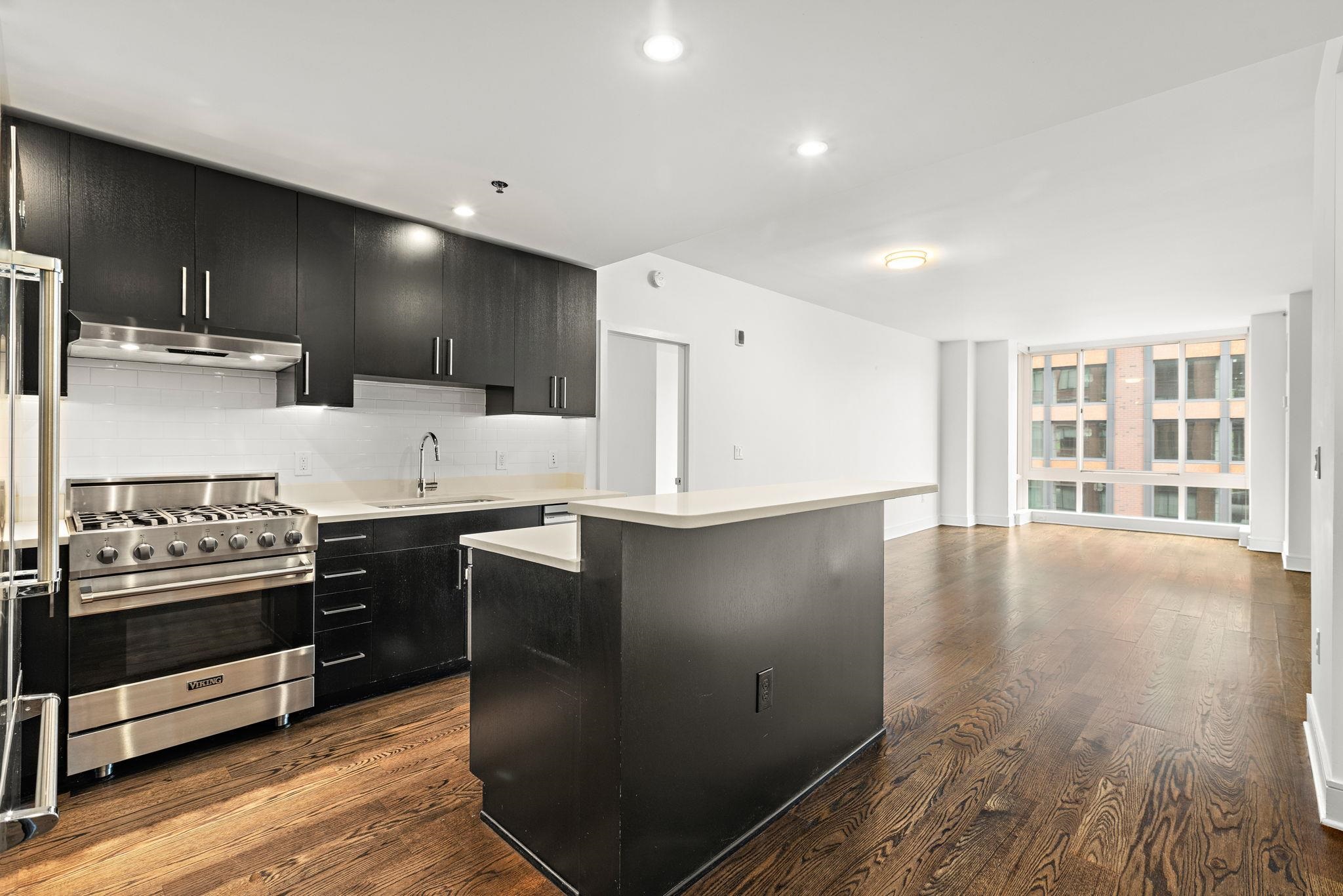 1100 MAXWELL LANE Unit: 509