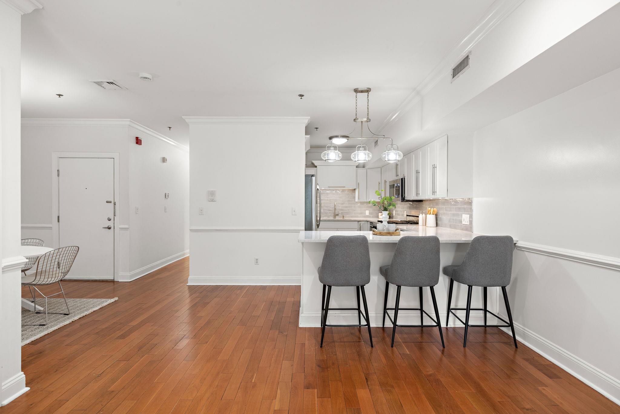 415 MADISON ST Unit: 1