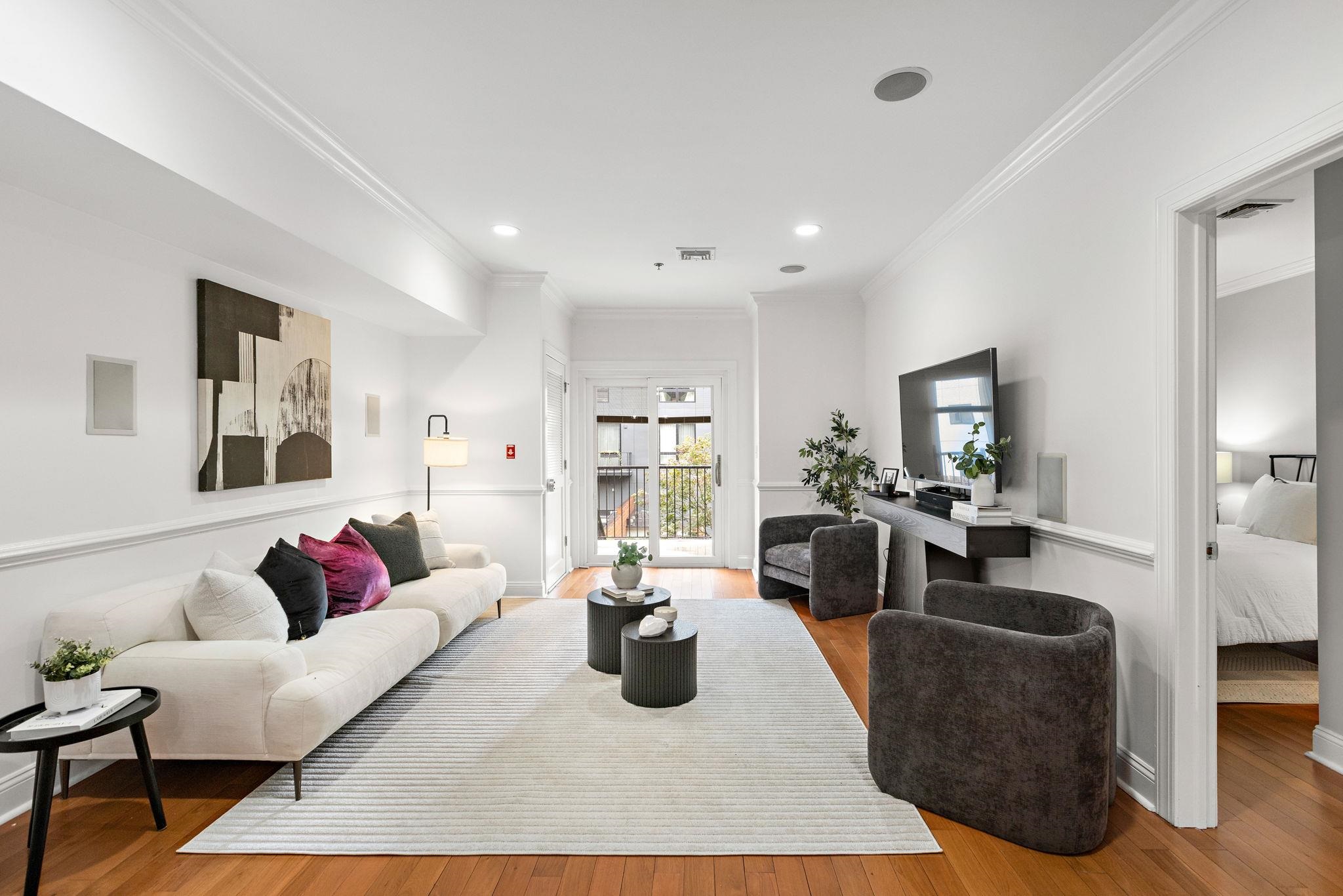 415 MADISON ST Unit: 1