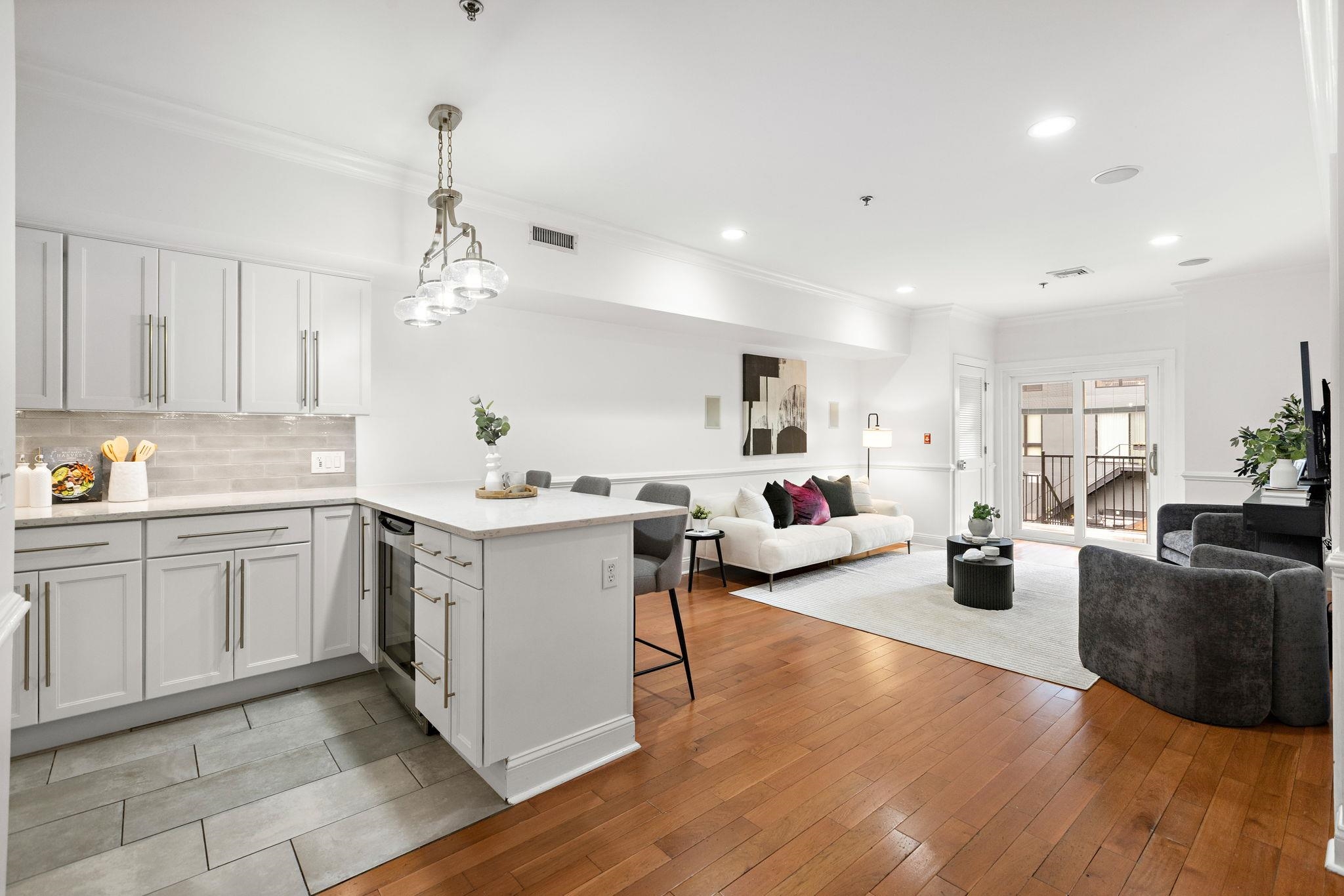 415 MADISON ST Unit: 1