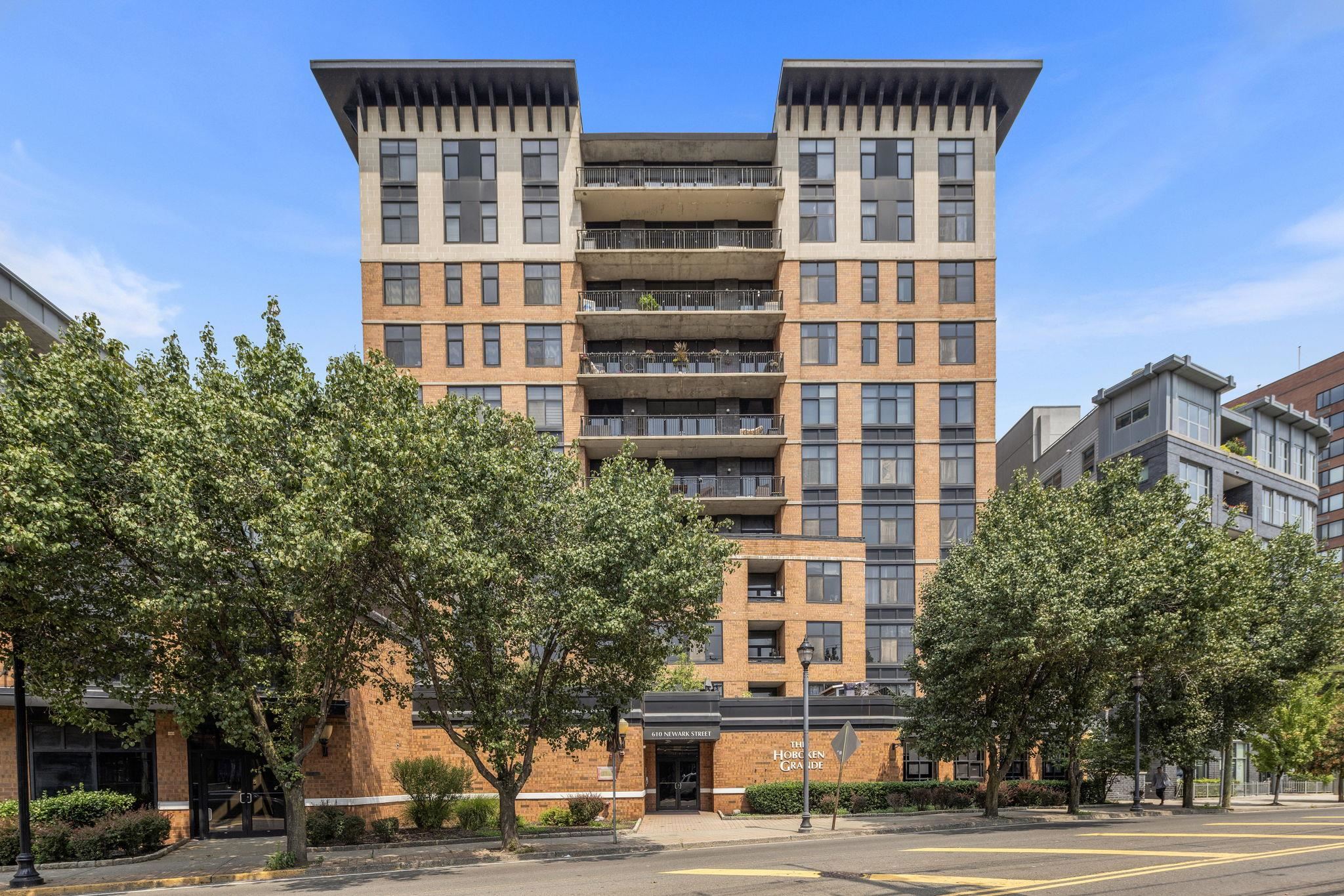 610 NEWARK ST Unit: 4E
