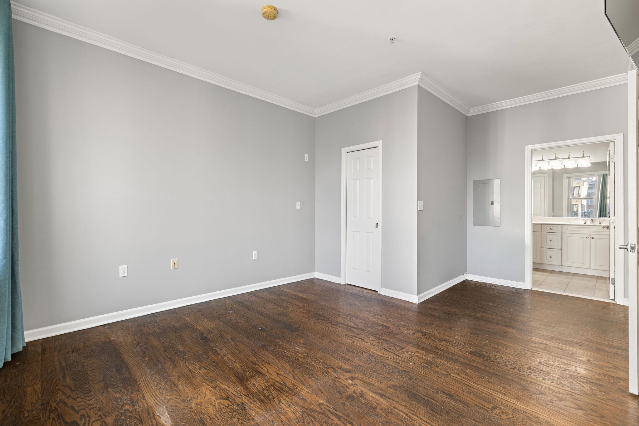 1200 GRAND ST Unit: 417