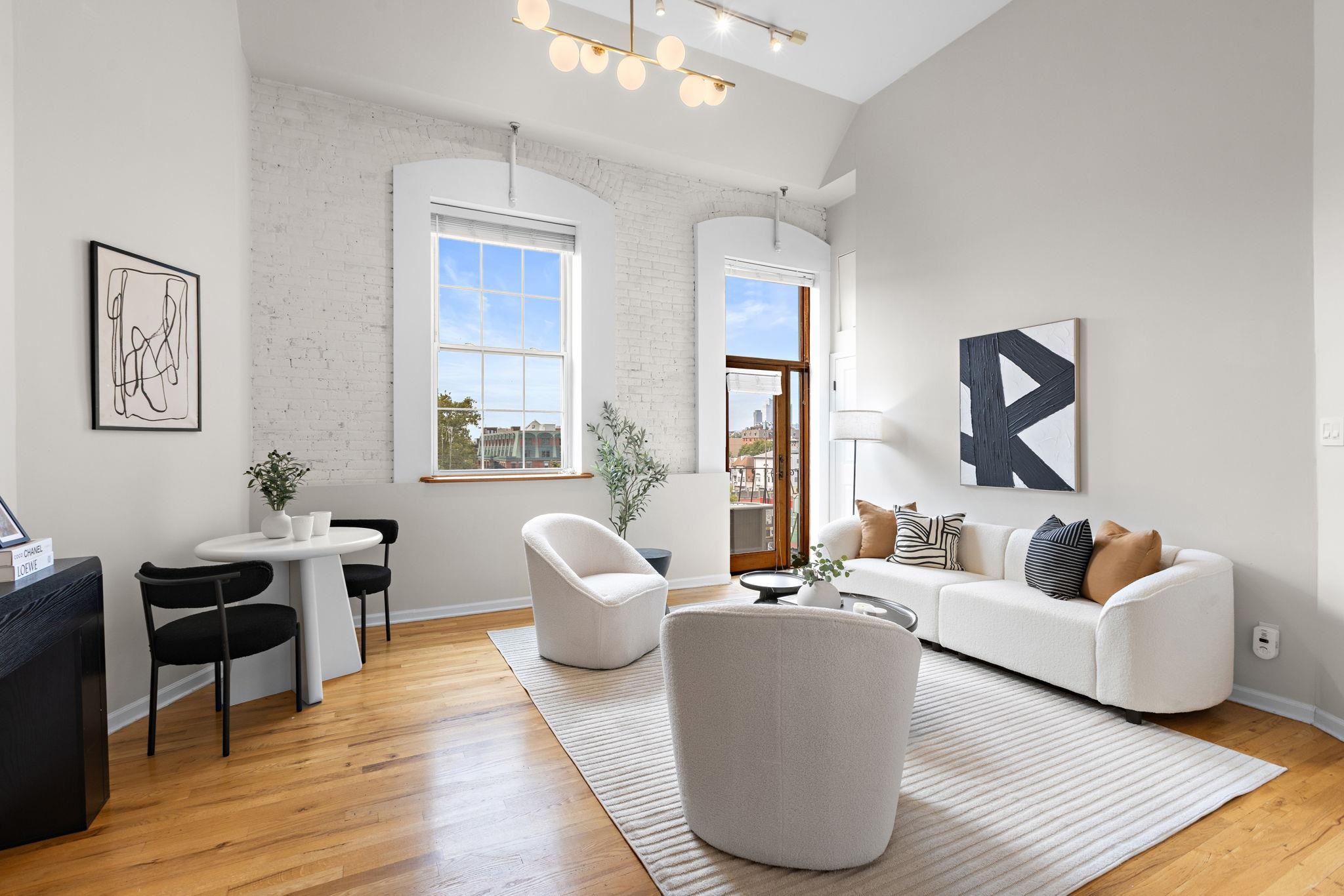 1015 GRAND ST Unit: 4B