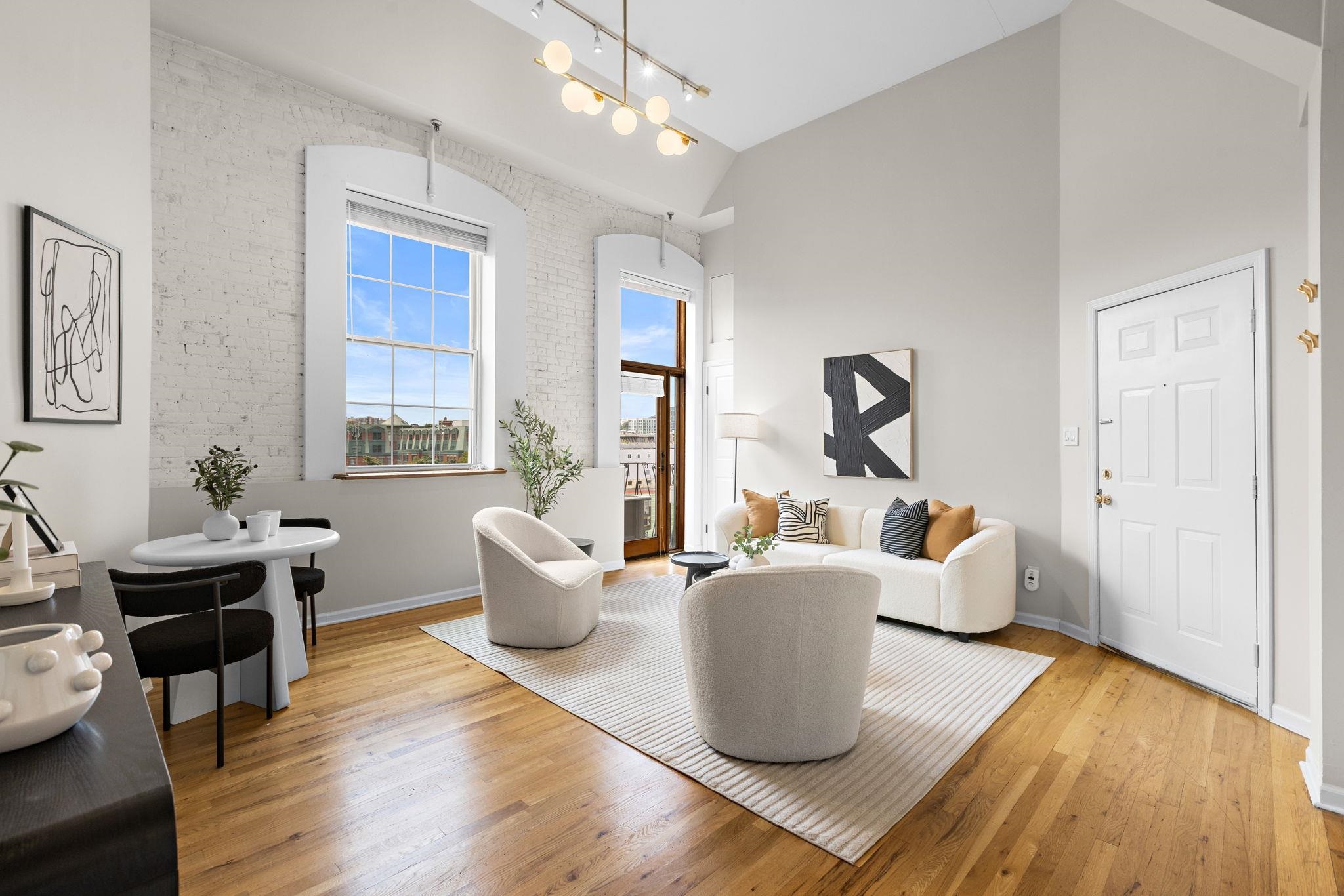 1015 GRAND ST Unit: 4B
