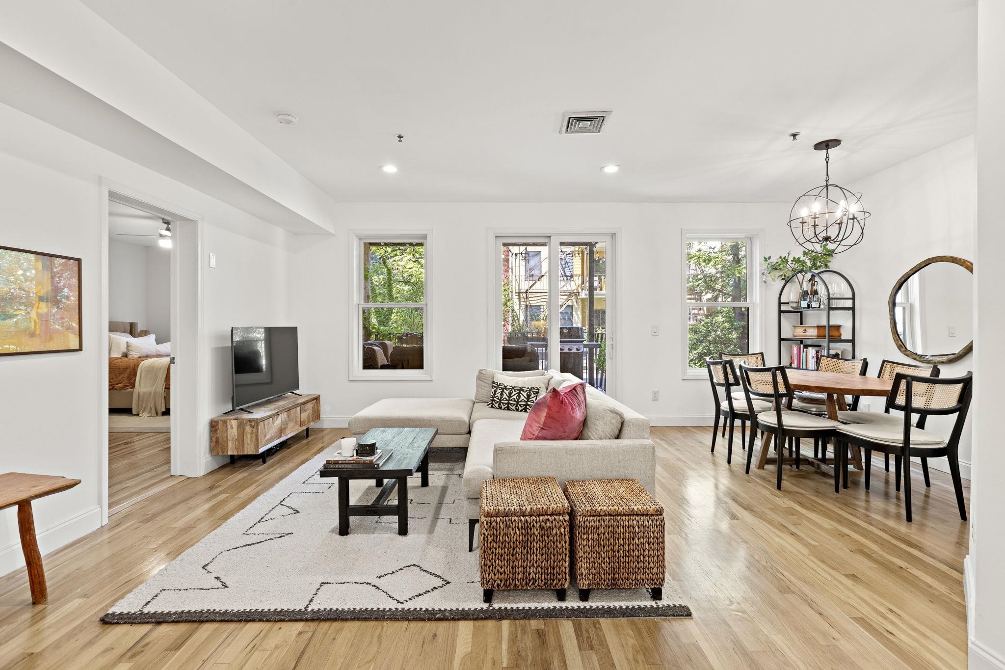 416 GRAND ST Unit: 2B