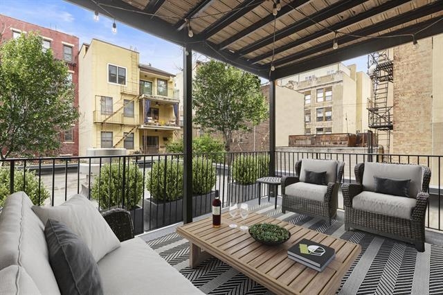 416 GRAND ST Unit: 2B