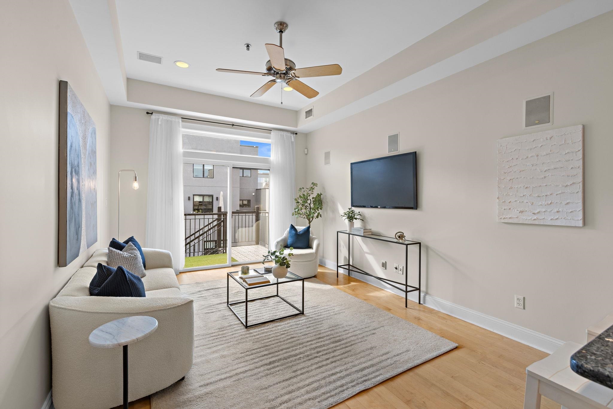 512 JEFFERSON ST Unit: 4R