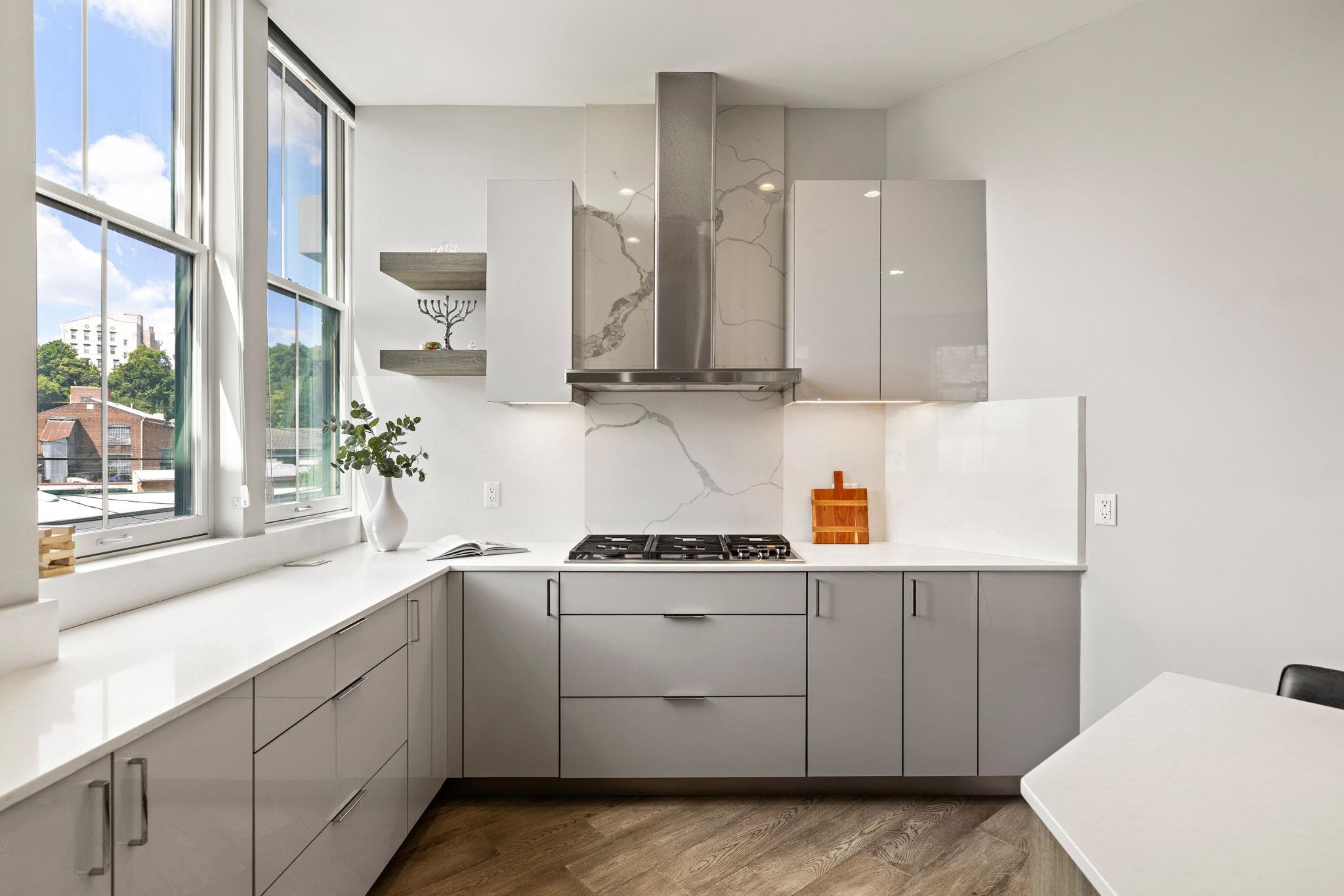 100 PATERSON AVE Unit: 3A