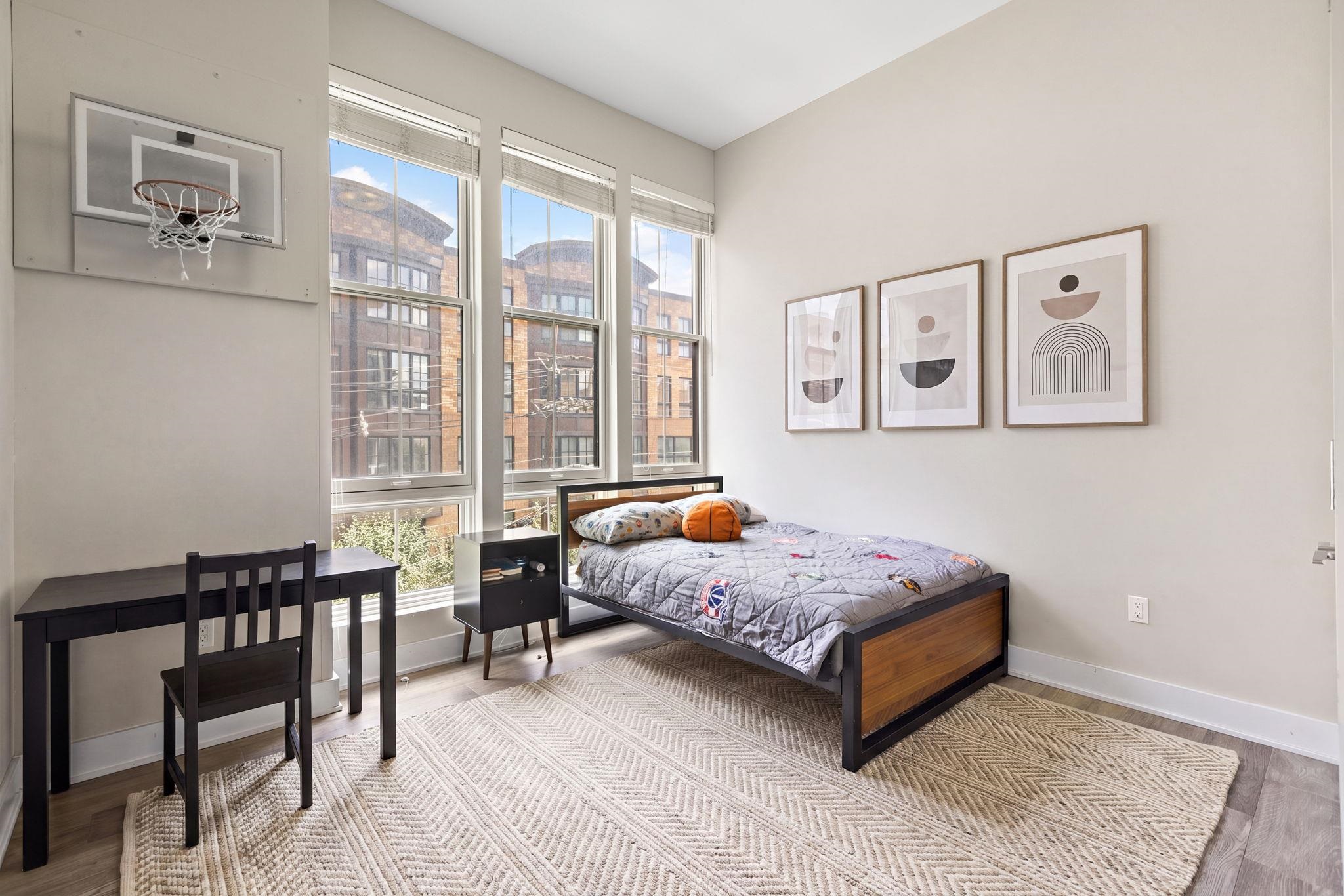 100 PATERSON AVE Unit: 3A