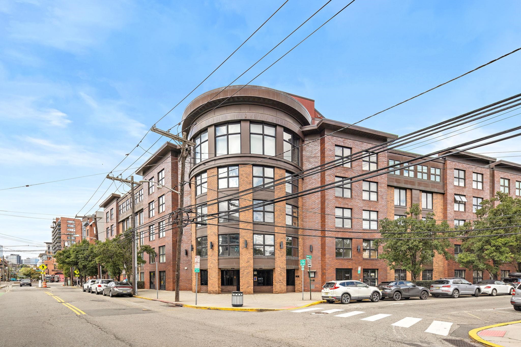 70 ADAMS ST Unit: 5F