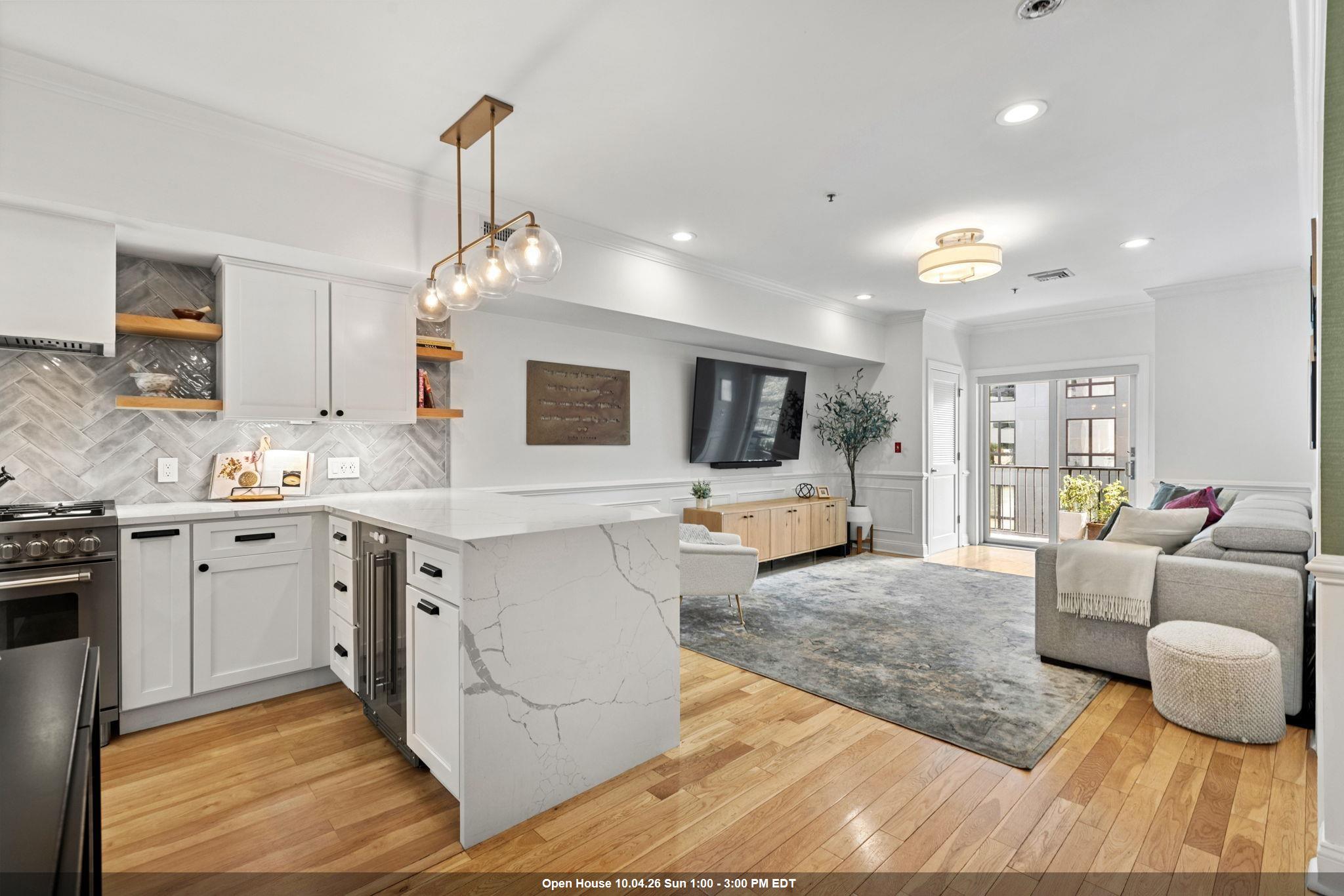415 MADISON ST Unit: 2