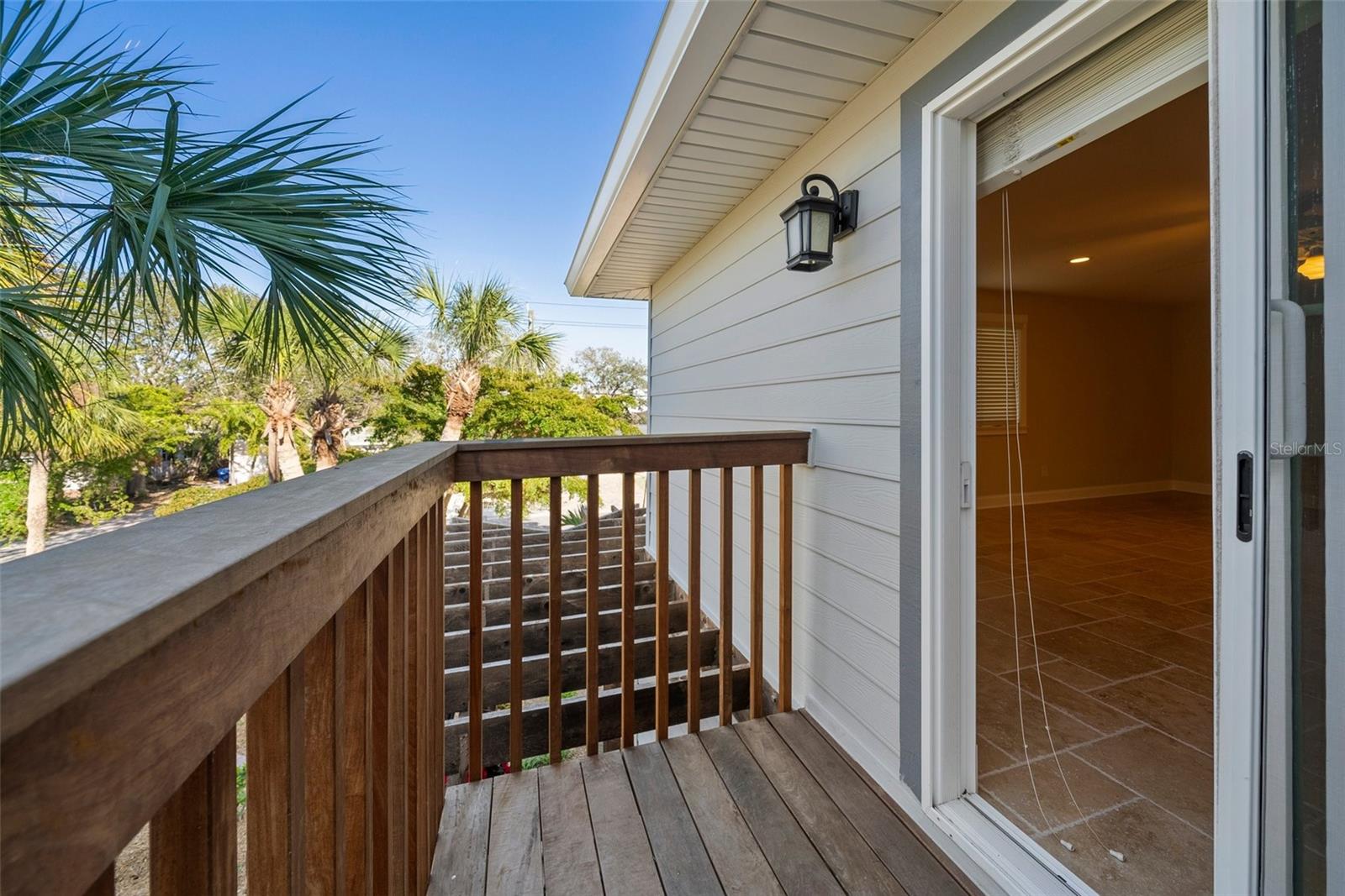 5512 AVENIDA DEL MARE