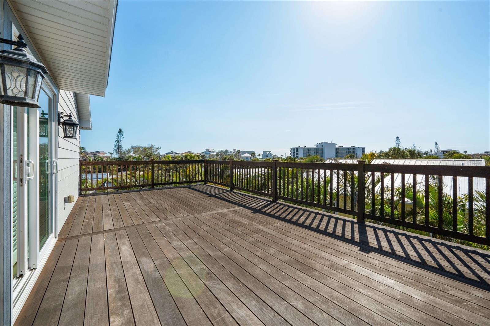 5512 AVENIDA DEL MARE