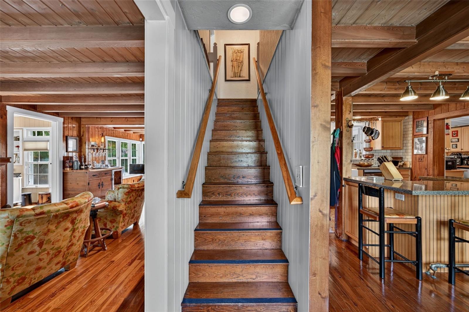 4451 CHARLES LN